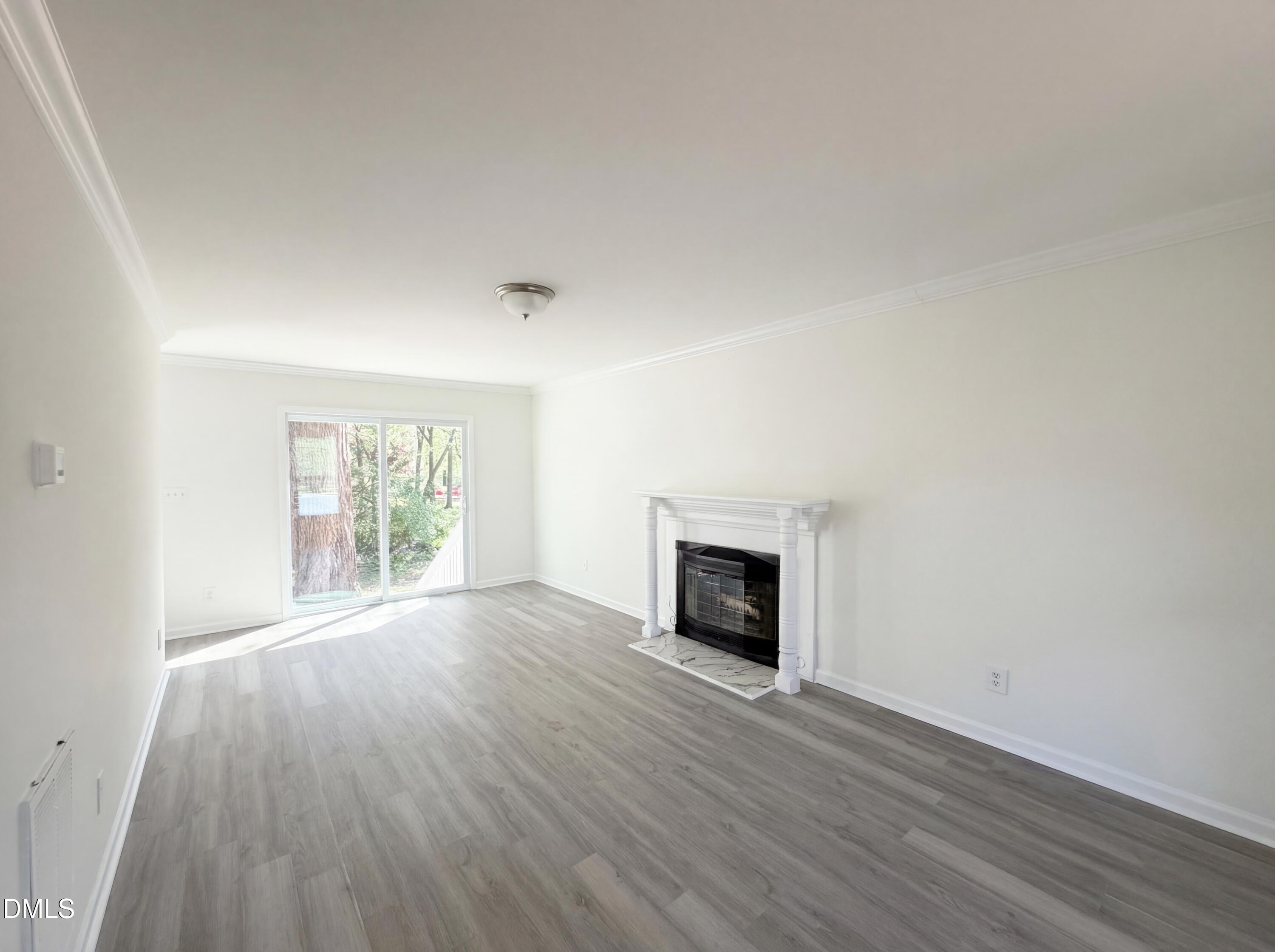 5236 Turf Grass Court Property Photo 6