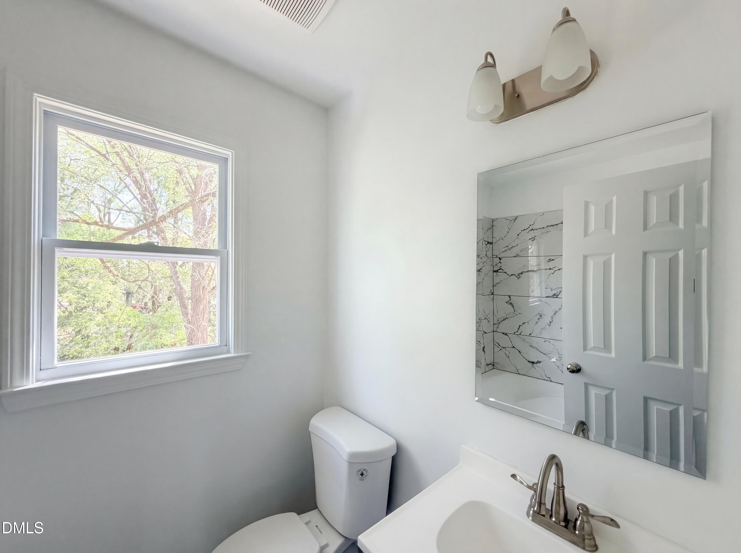 5236 Turf Grass Court Property Photo 16