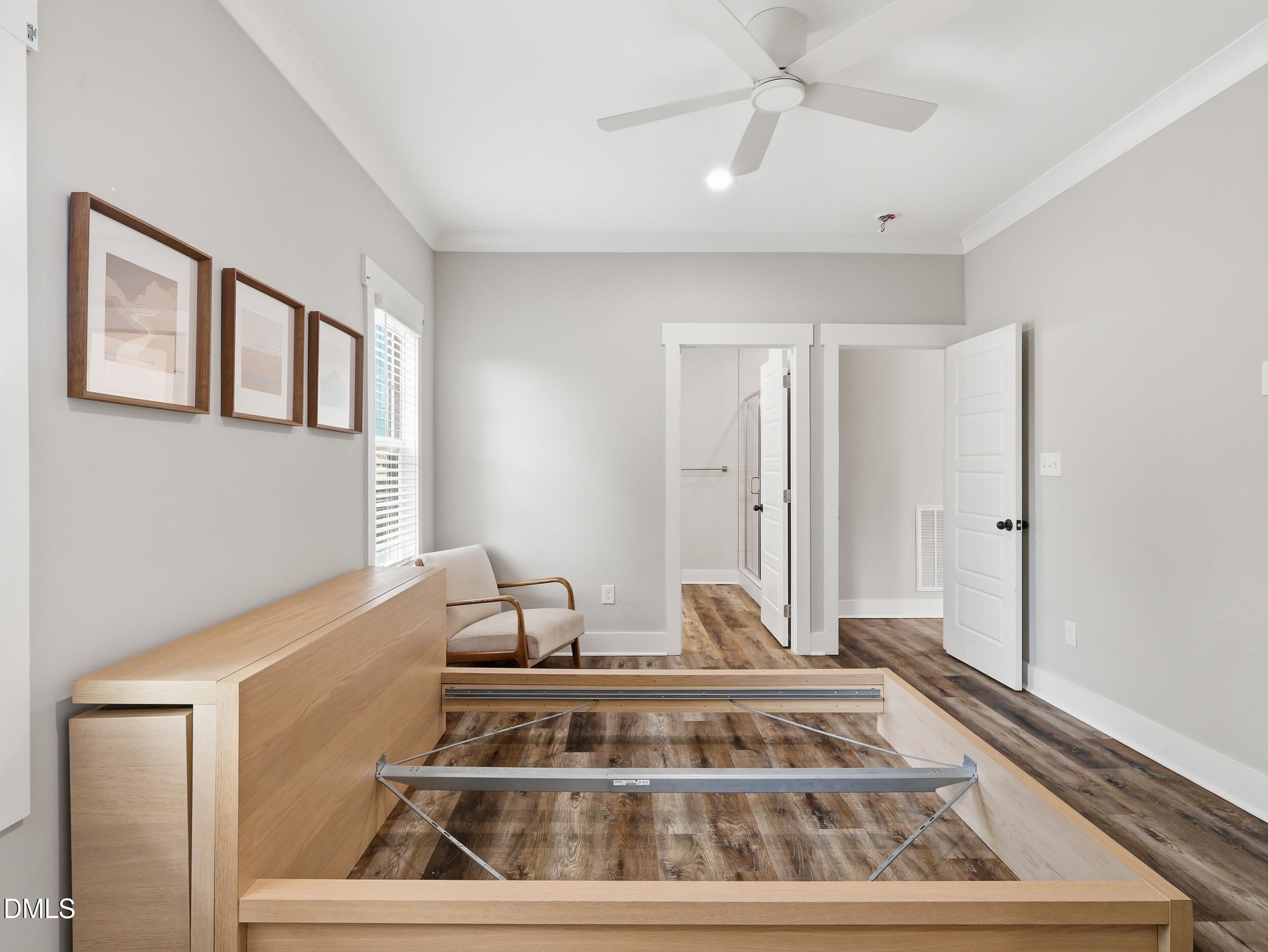 1008 Holloway Street Property Photo 20