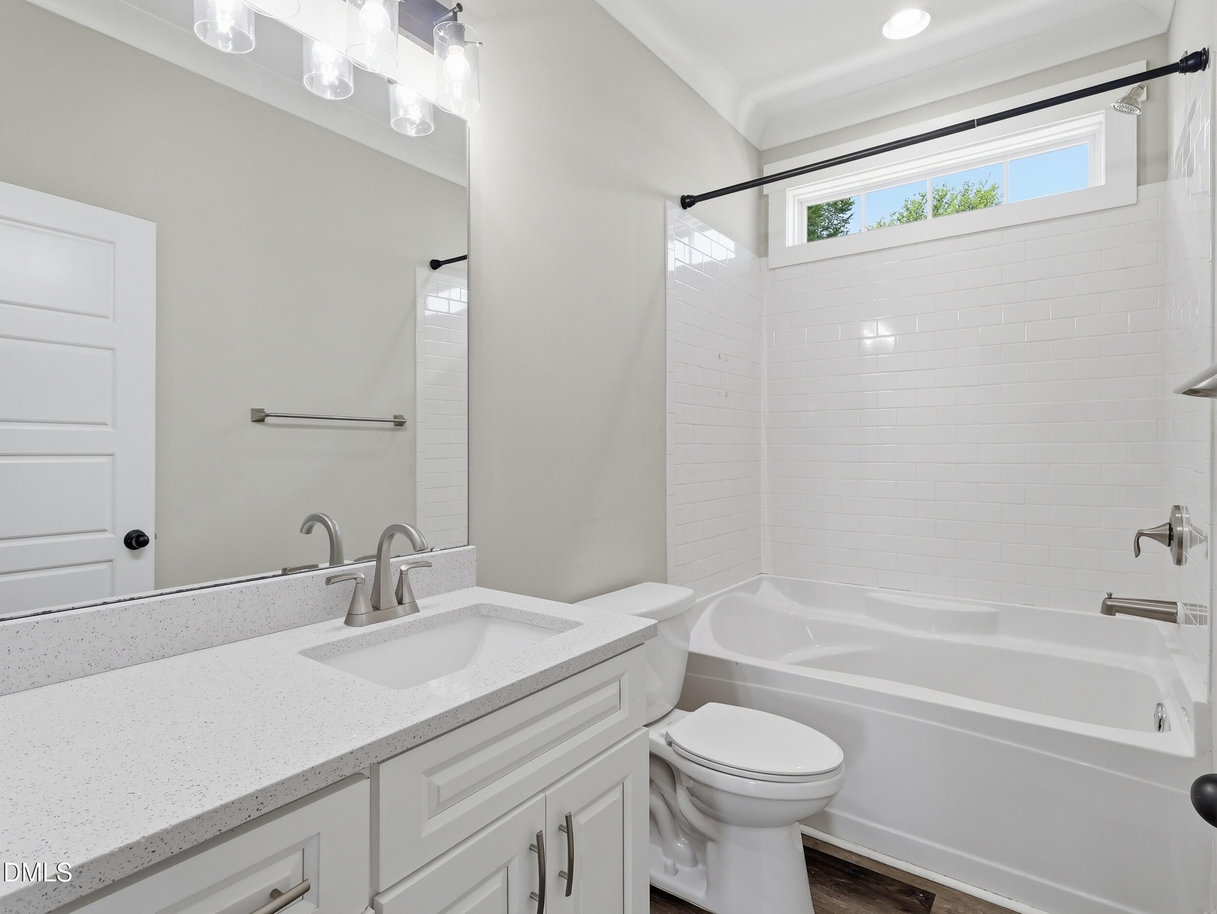 1008 Holloway Street Property Photo 21