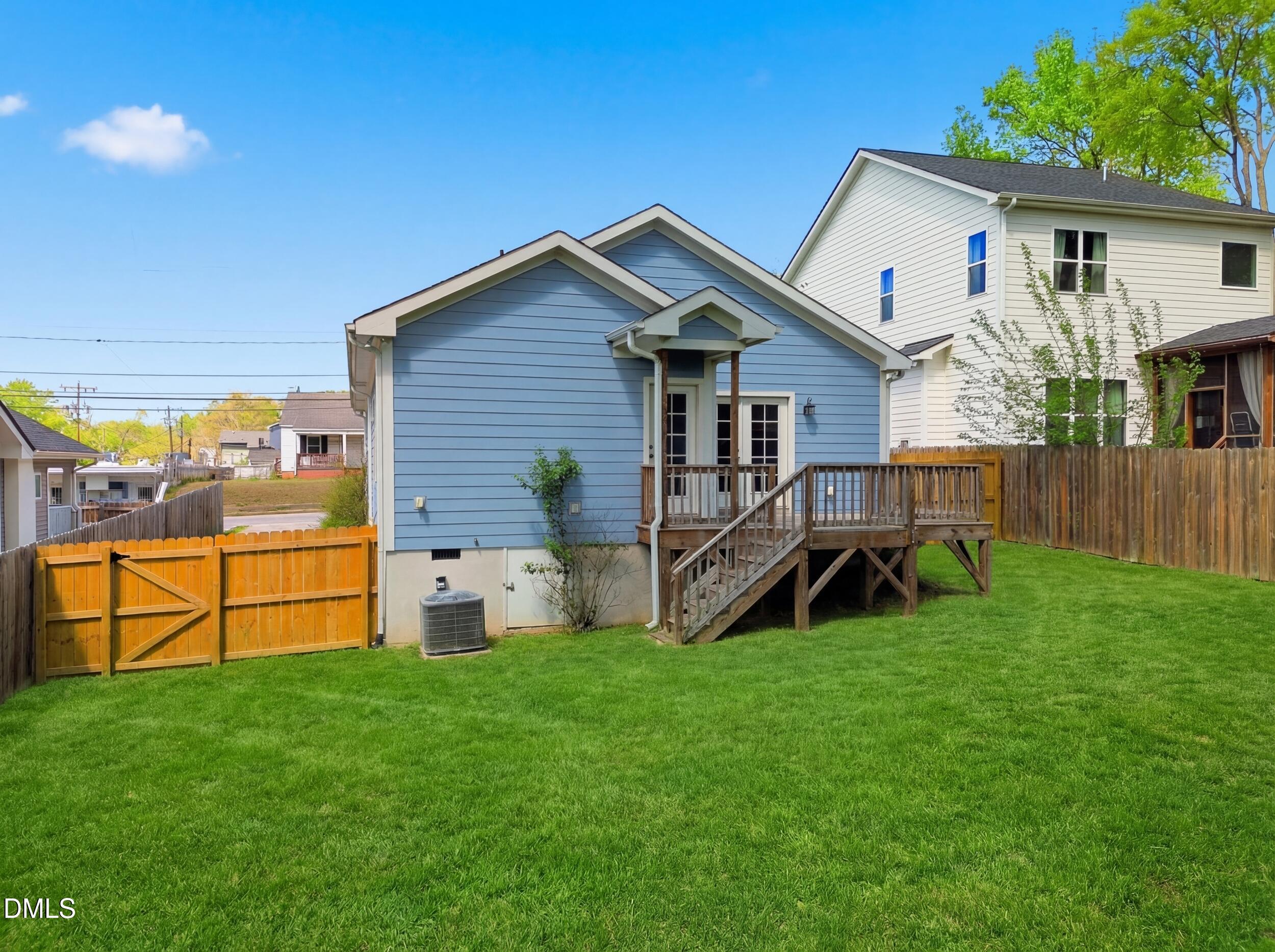 1008 Holloway Street Property Photo 26