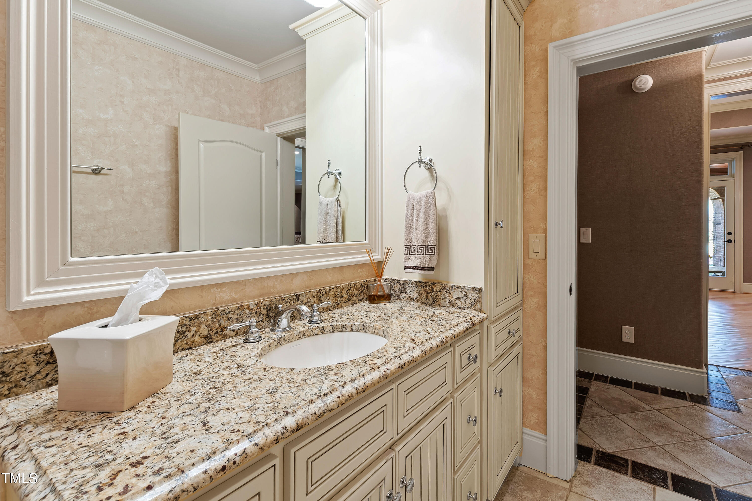 2421 Acanthus Drive Property Photo 72