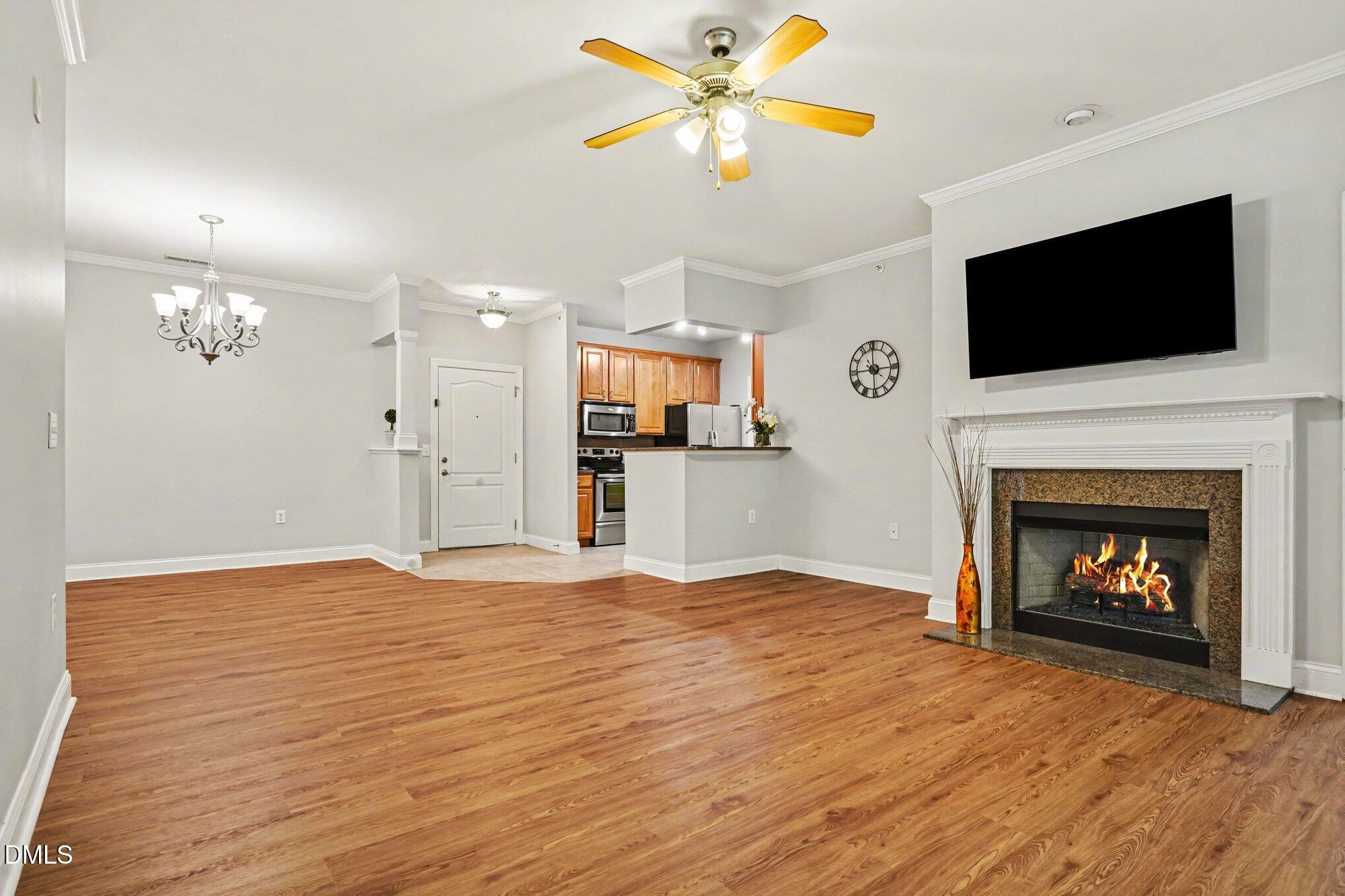 2810 Bedford Green Drive 305 Property Photo 10