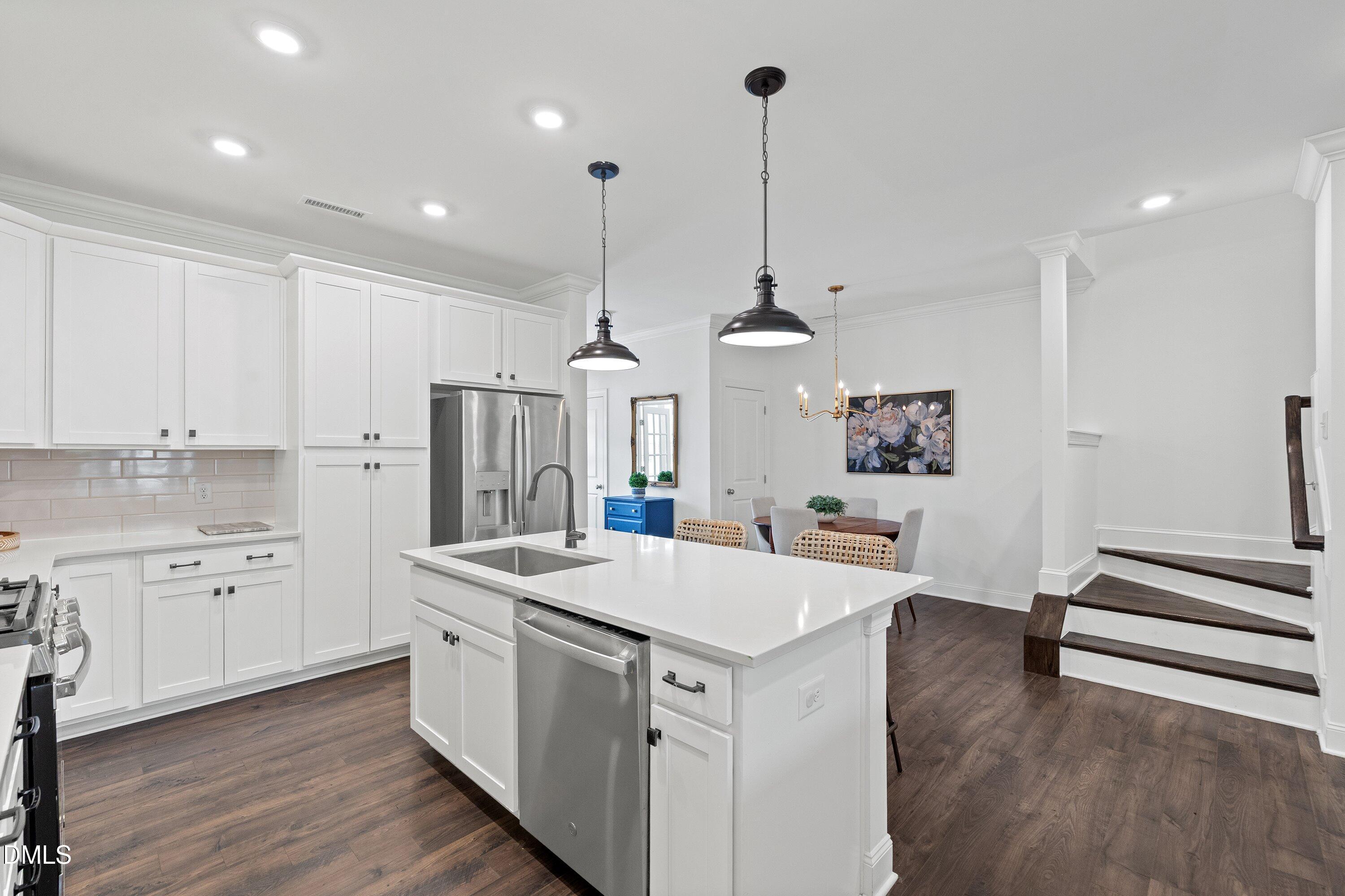 154 Night Tulip Place Property Photo 8