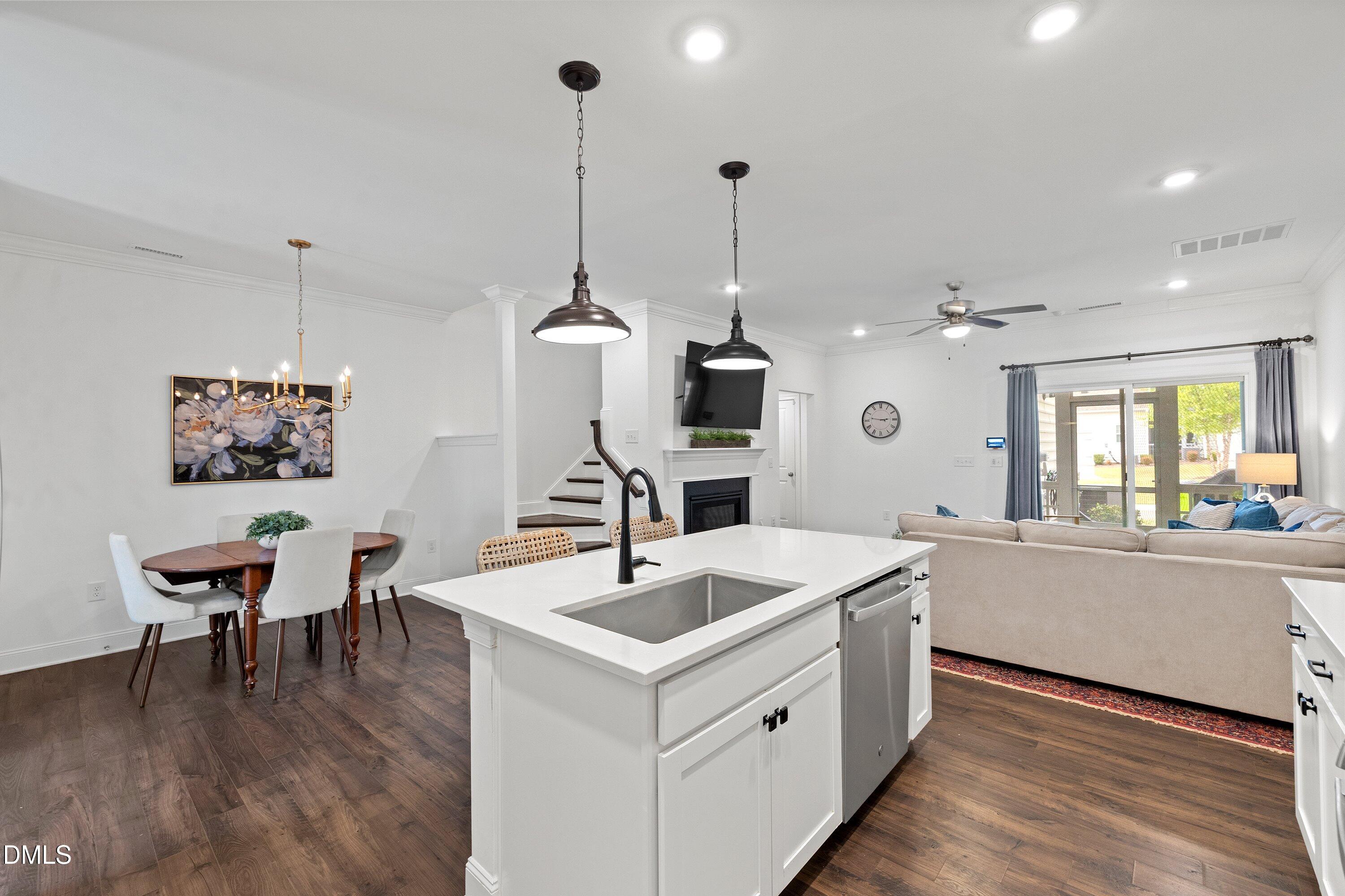154 Night Tulip Place Property Photo 10