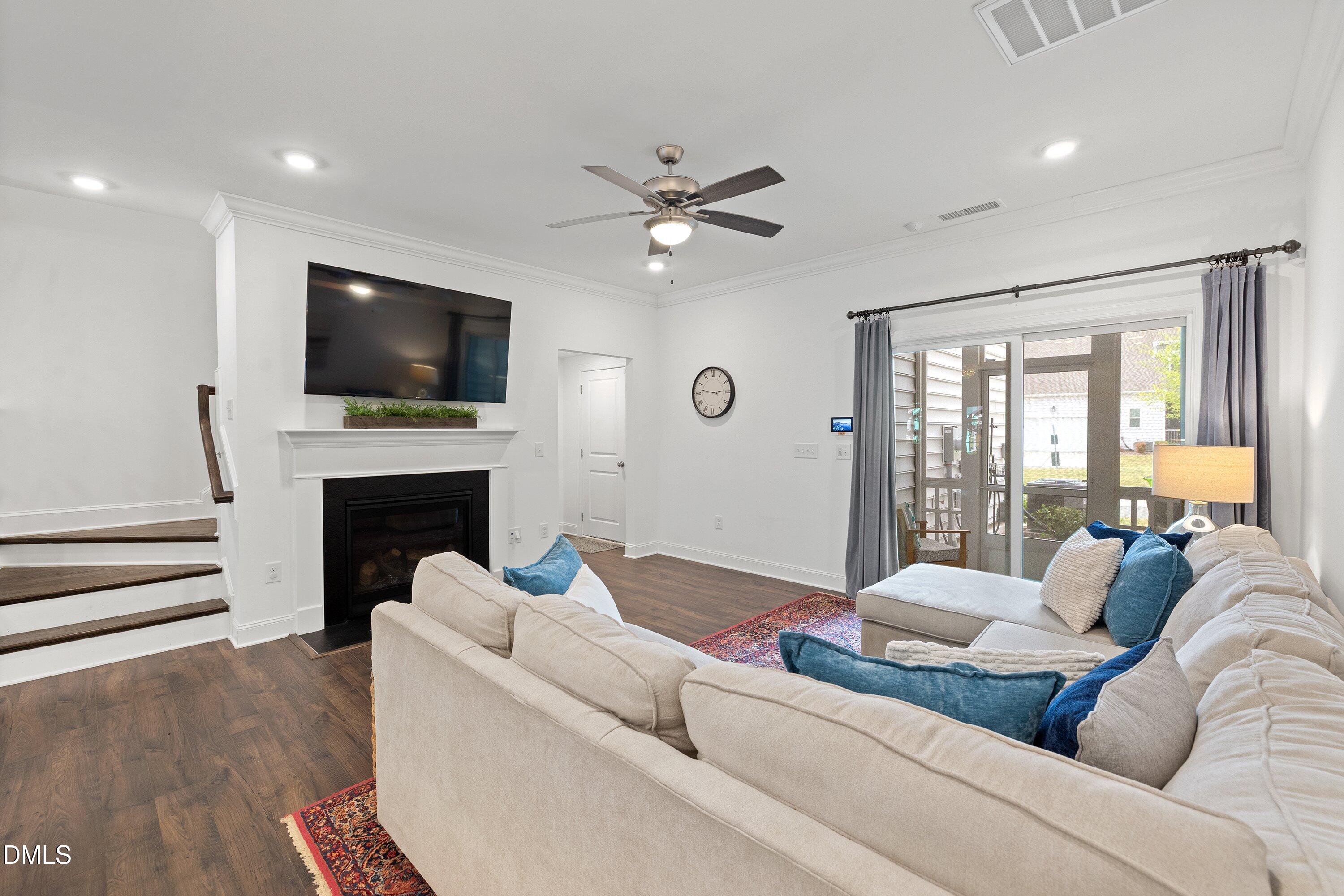 154 Night Tulip Place Property Photo 13