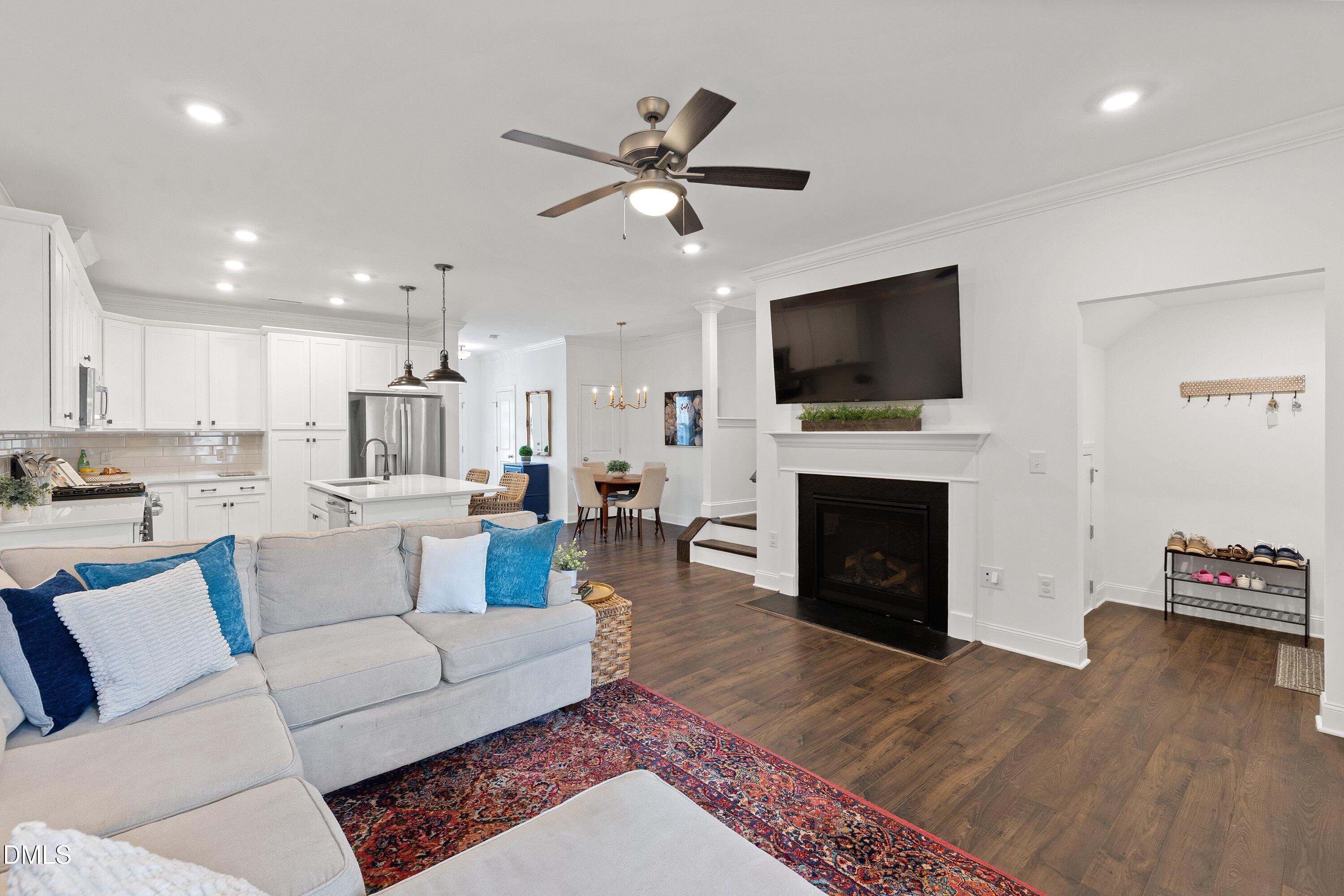 154 Night Tulip Place Property Photo 15