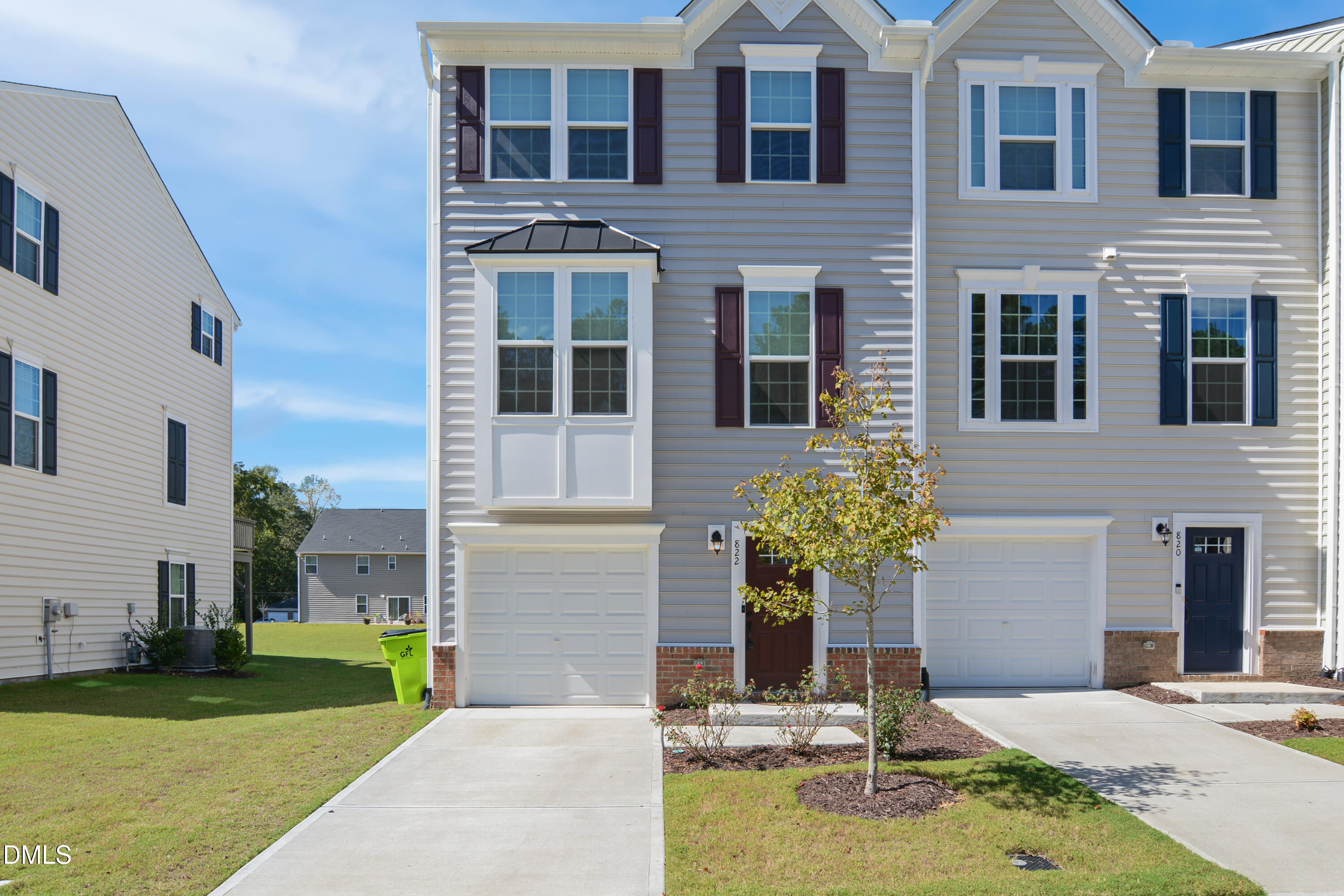 822 Romeria Drive Property Photo 1