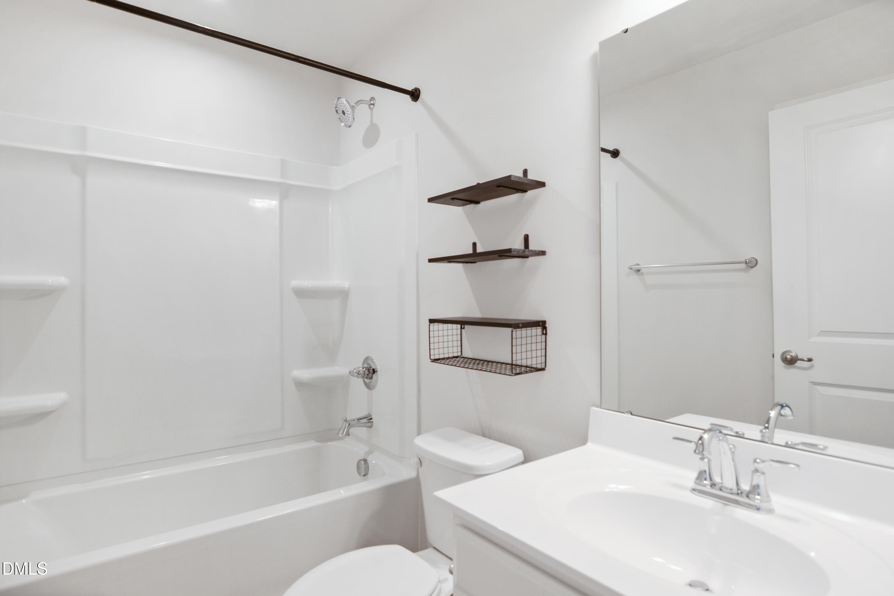 822 Romeria Drive Property Photo 17