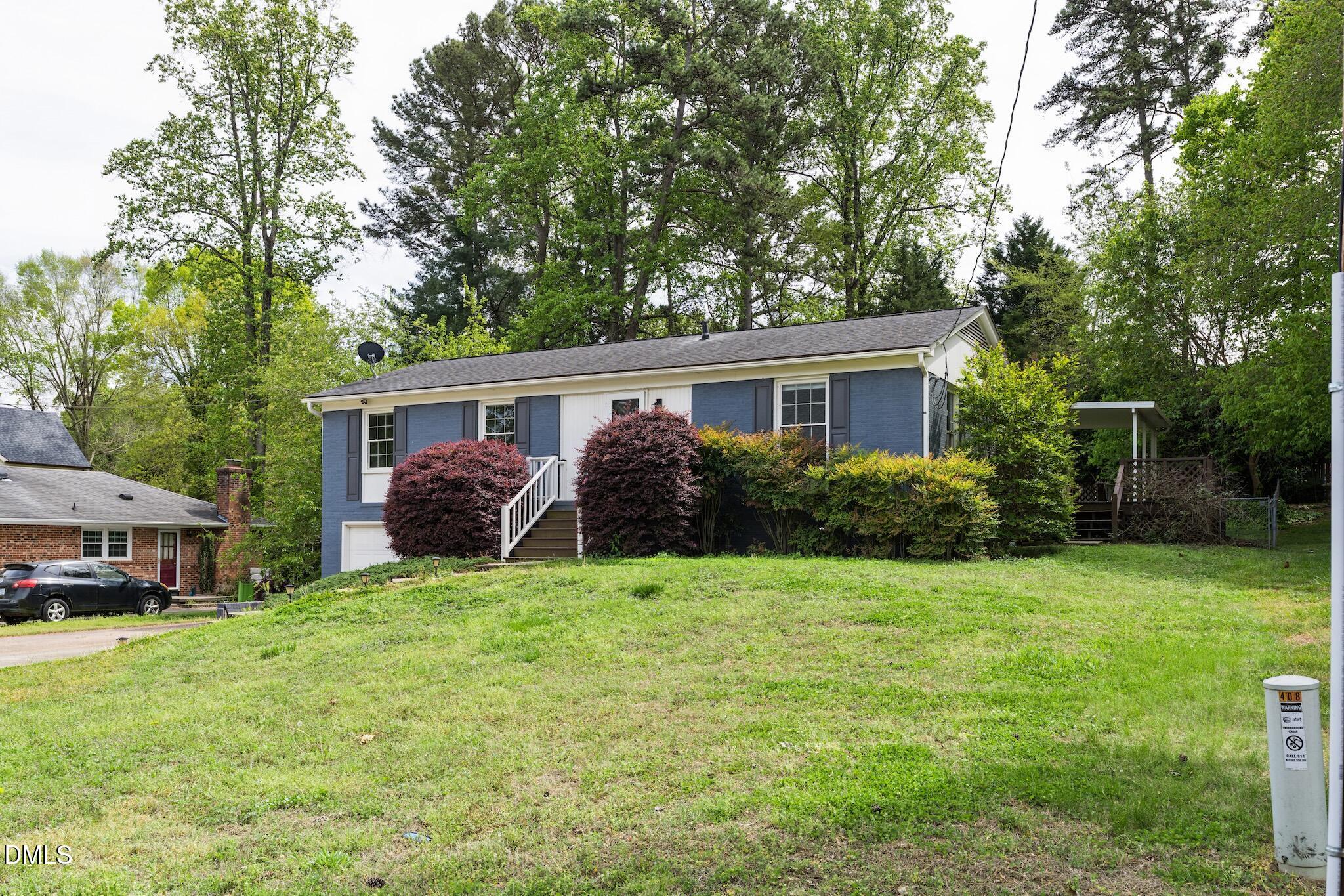 412 Pinecroft Drive Property Photo 8
