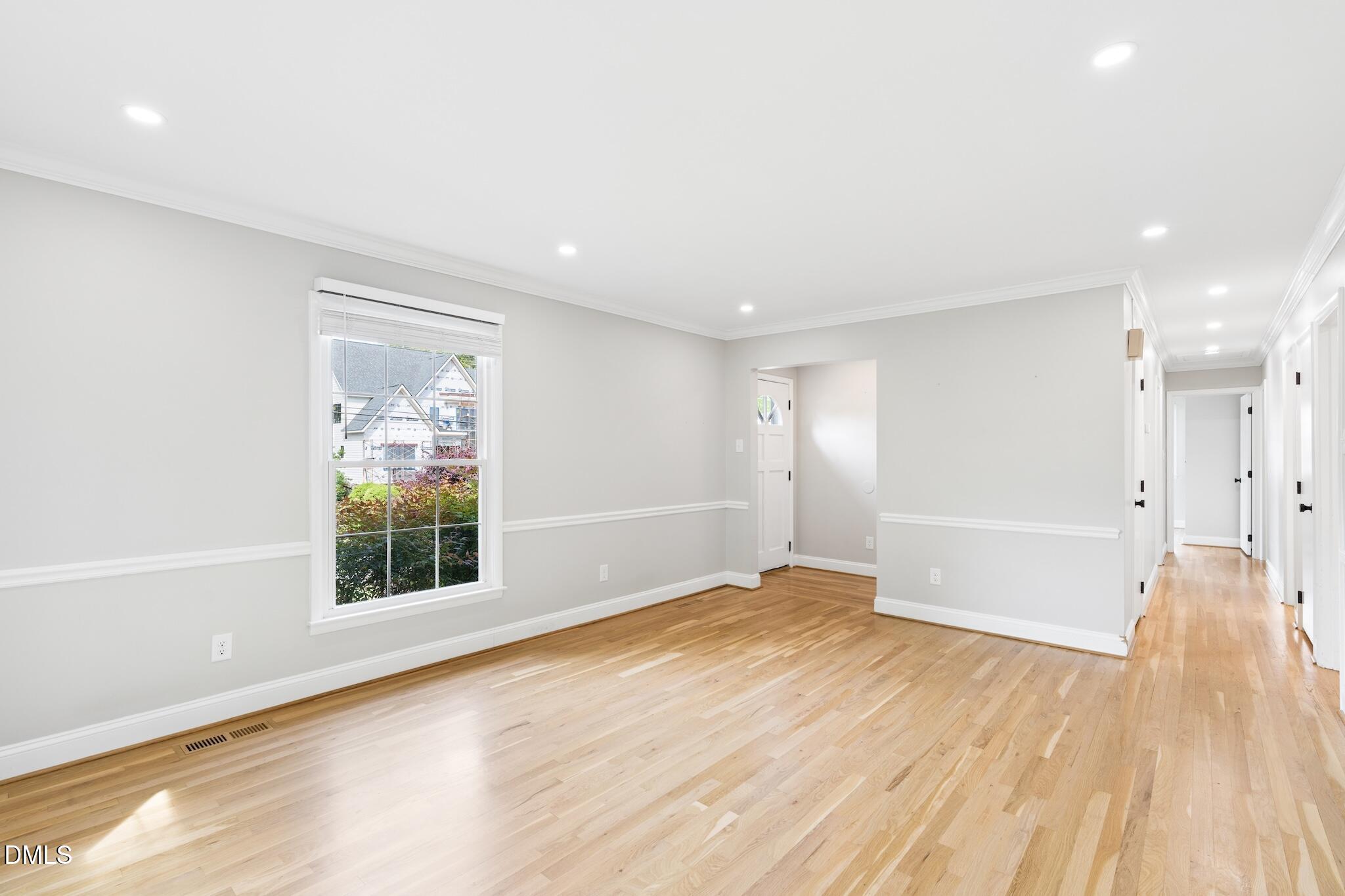 412 Pinecroft Drive Property Photo 12