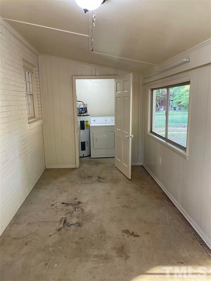 406 Bryan Street Property Photo 14