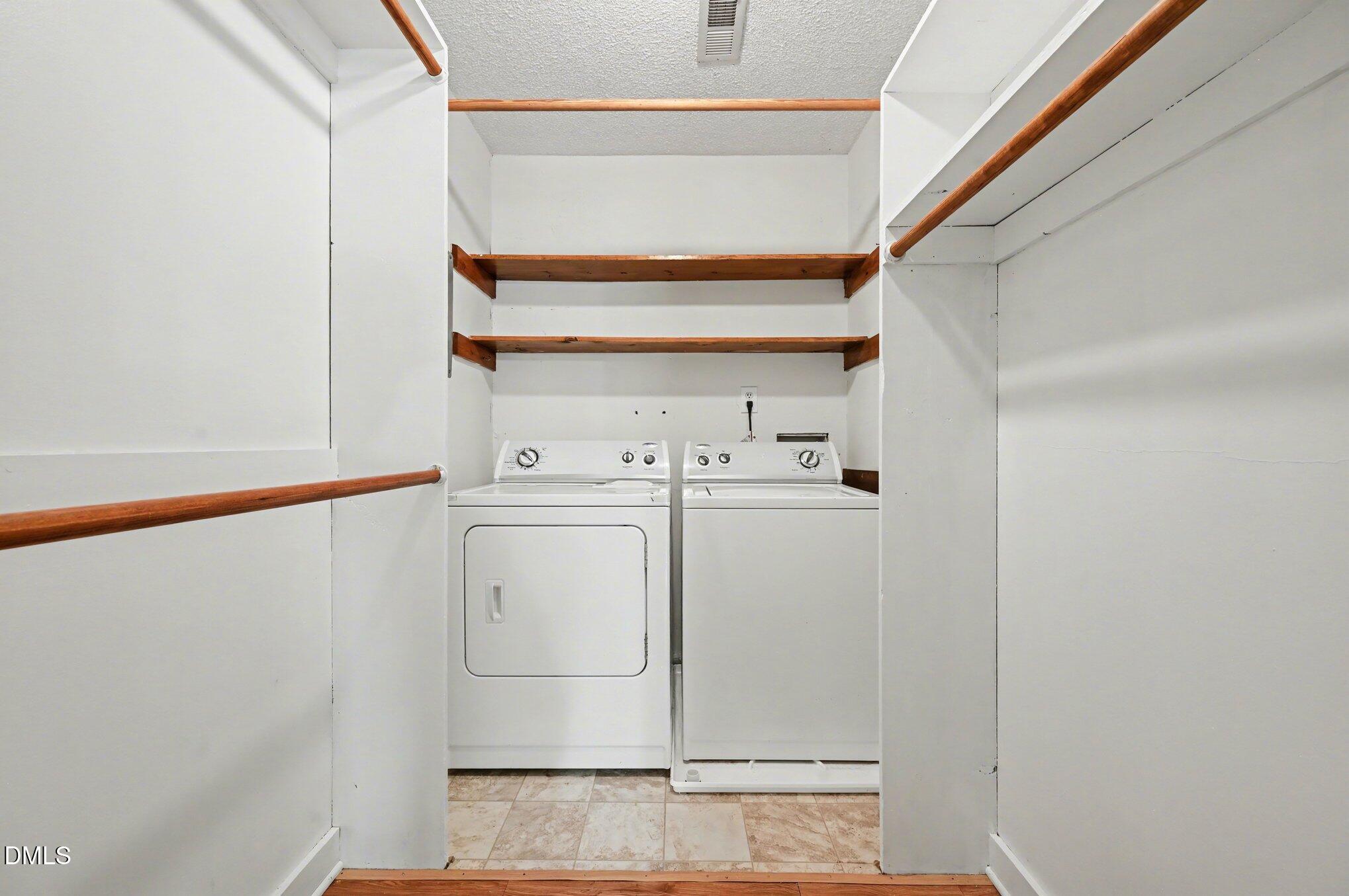 209 Carmichael Court Property Photo 19