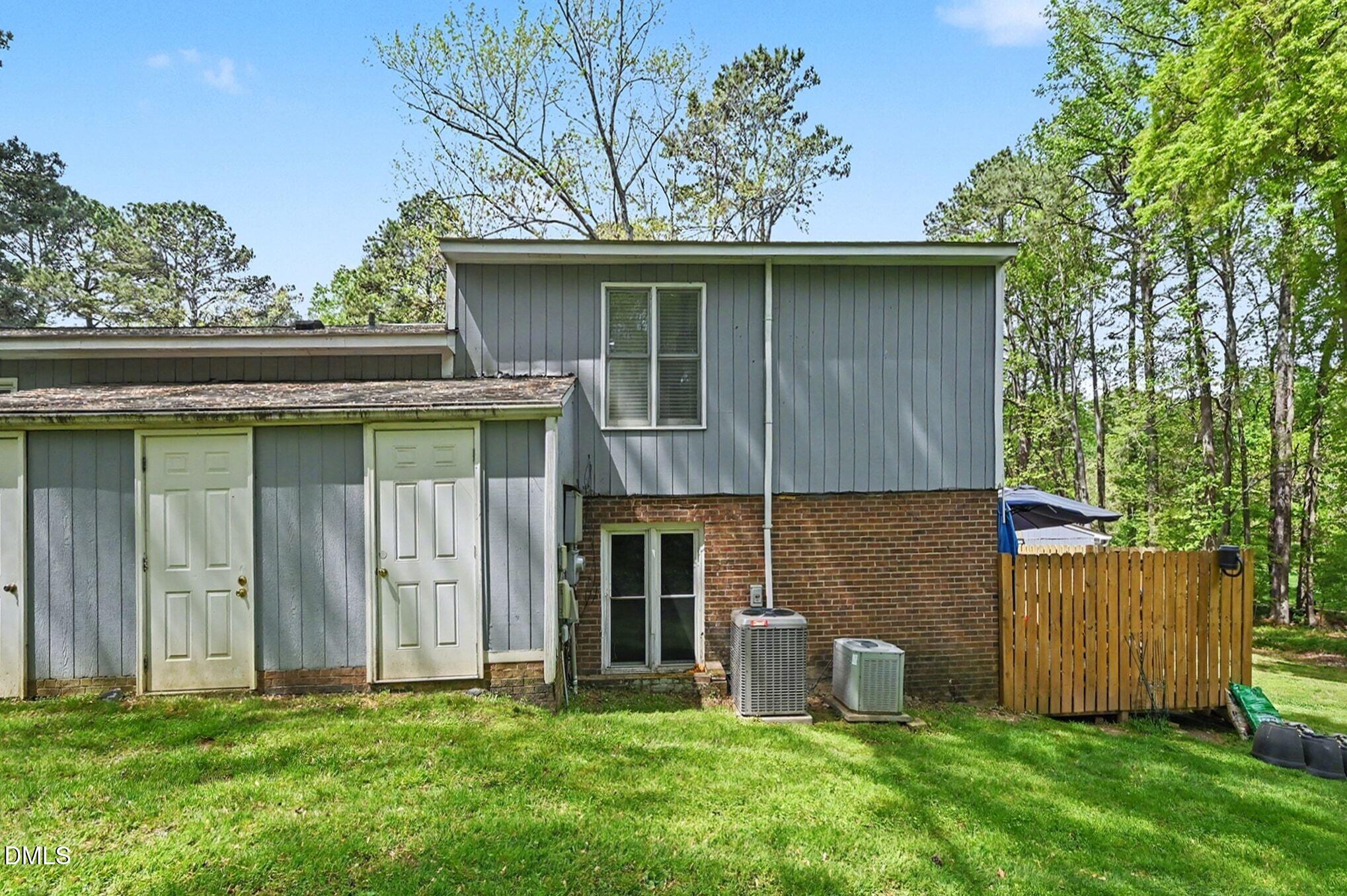 209 Carmichael Court Property Photo 20