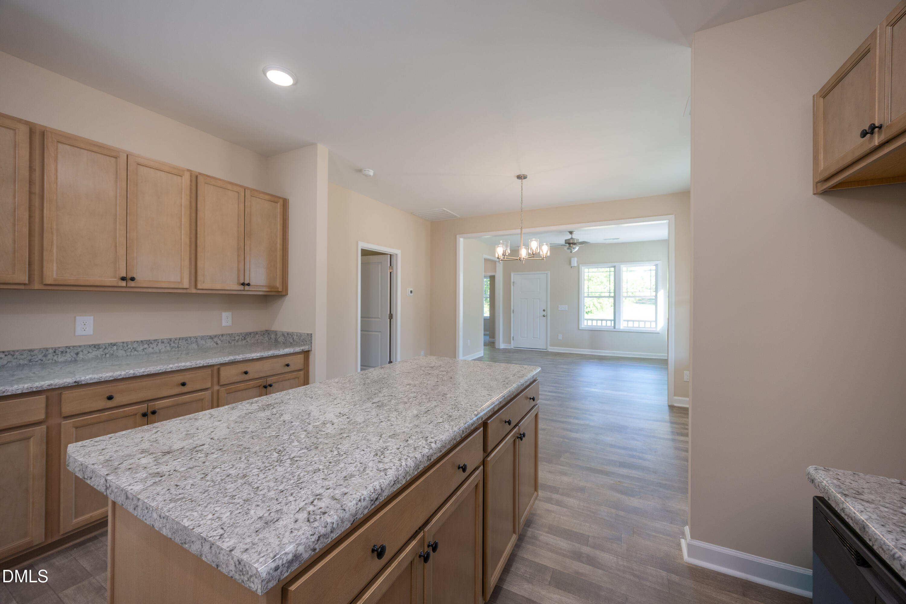 201 W Hamer Street Property Photo 11