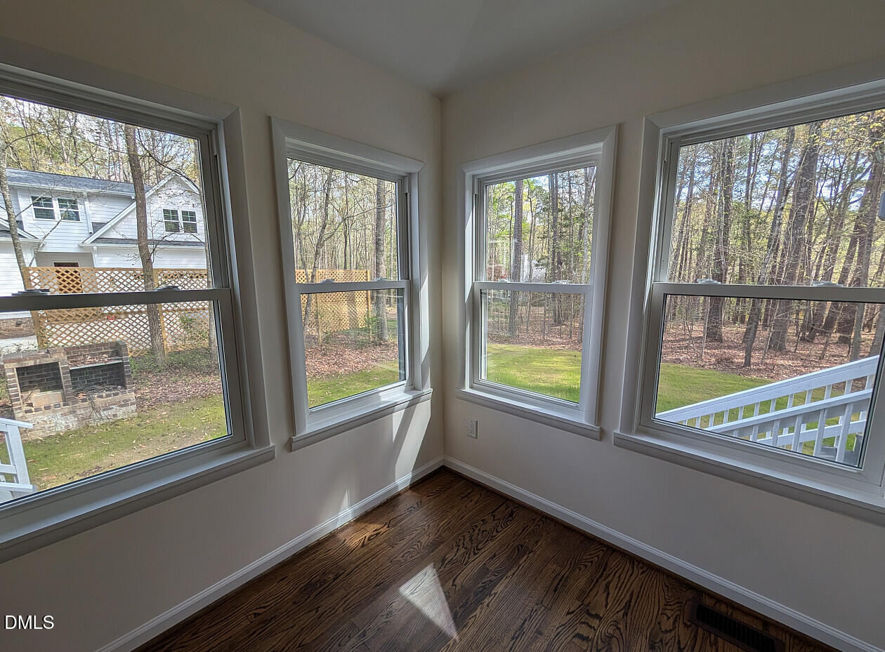 702 Hillandale Lane Property Photo 10