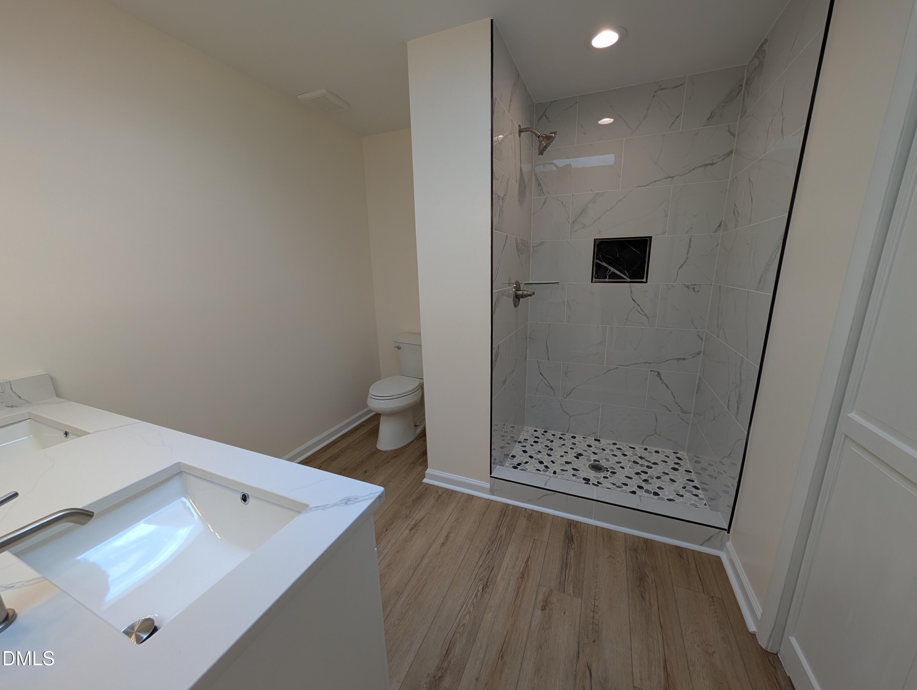702 Hillandale Lane Property Photo 23