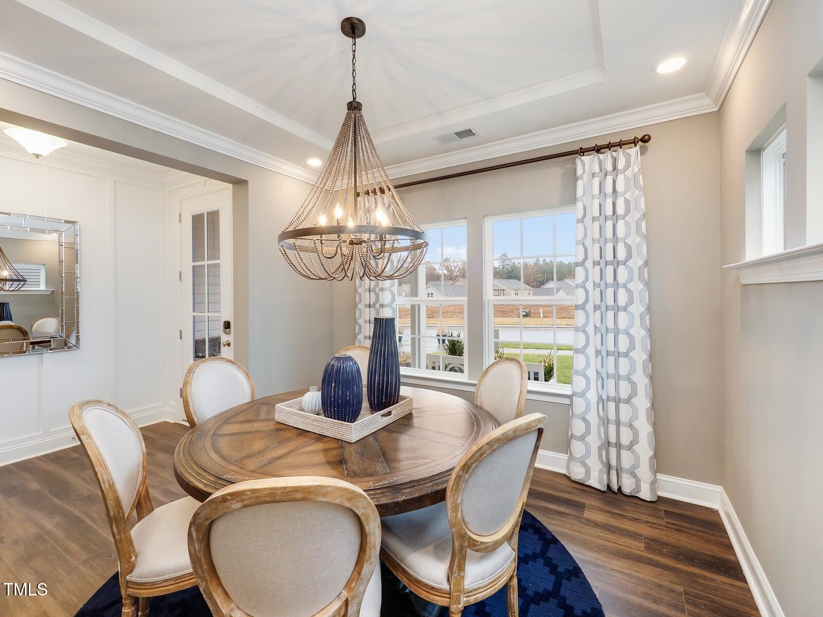 1056 Constellation Circle Property Photo 12