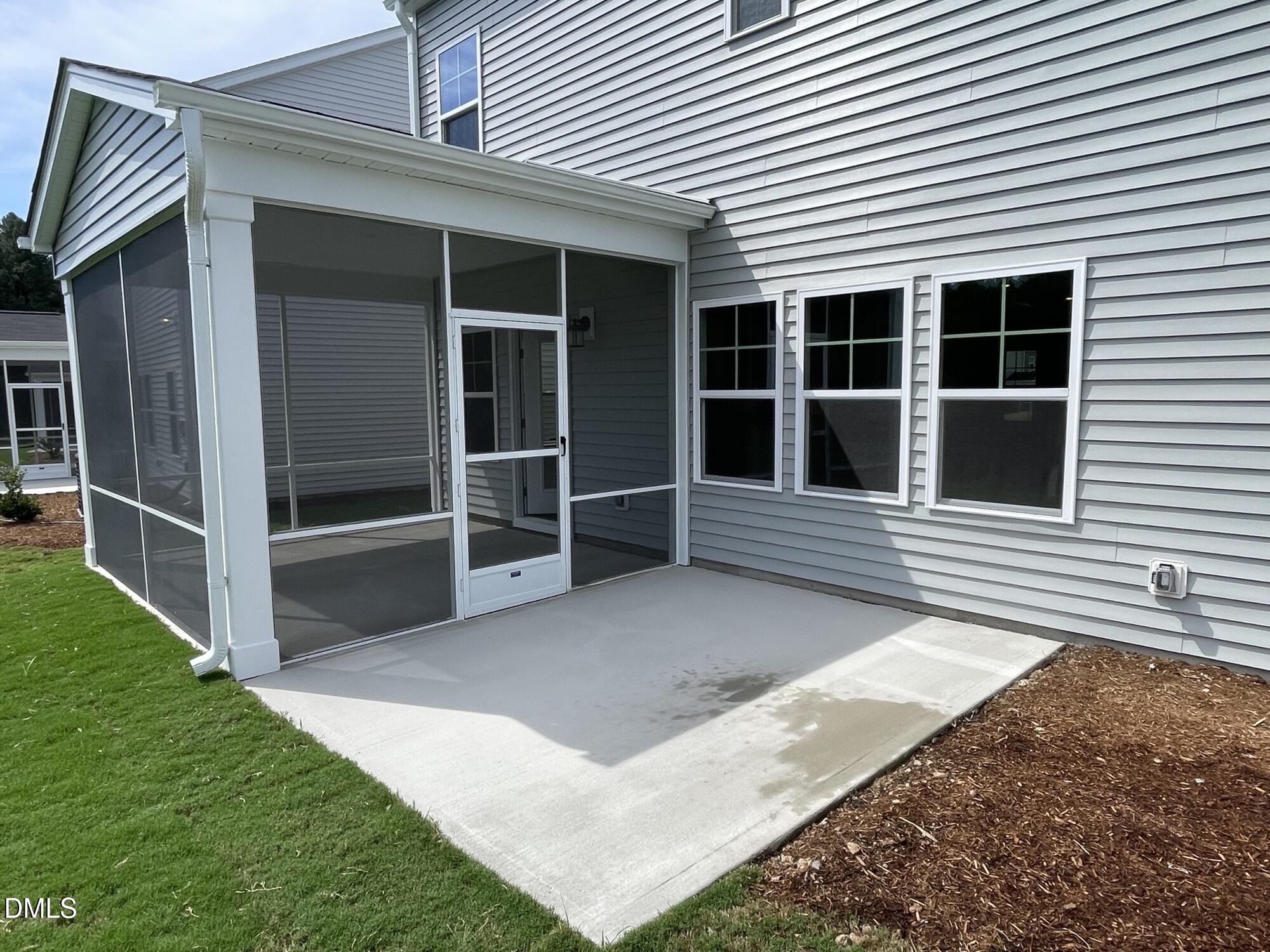 1056 Constellation Circle Property Photo 14