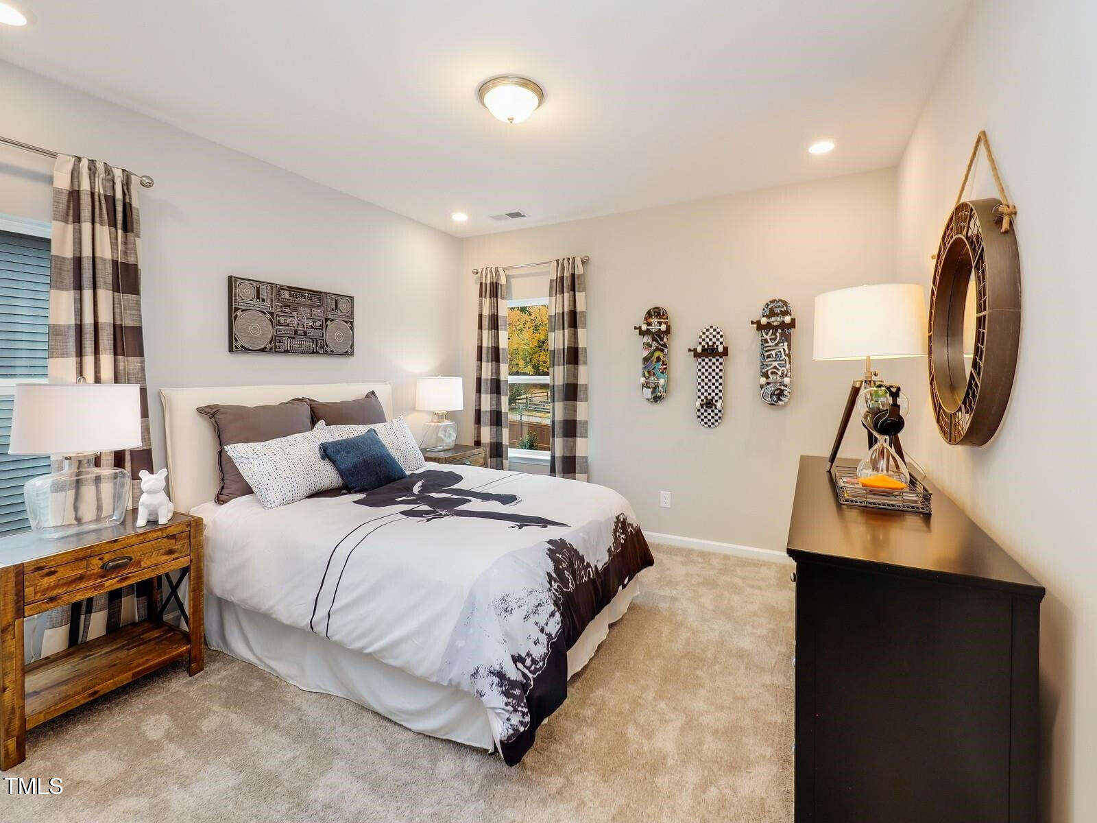1056 Constellation Circle Property Photo 22