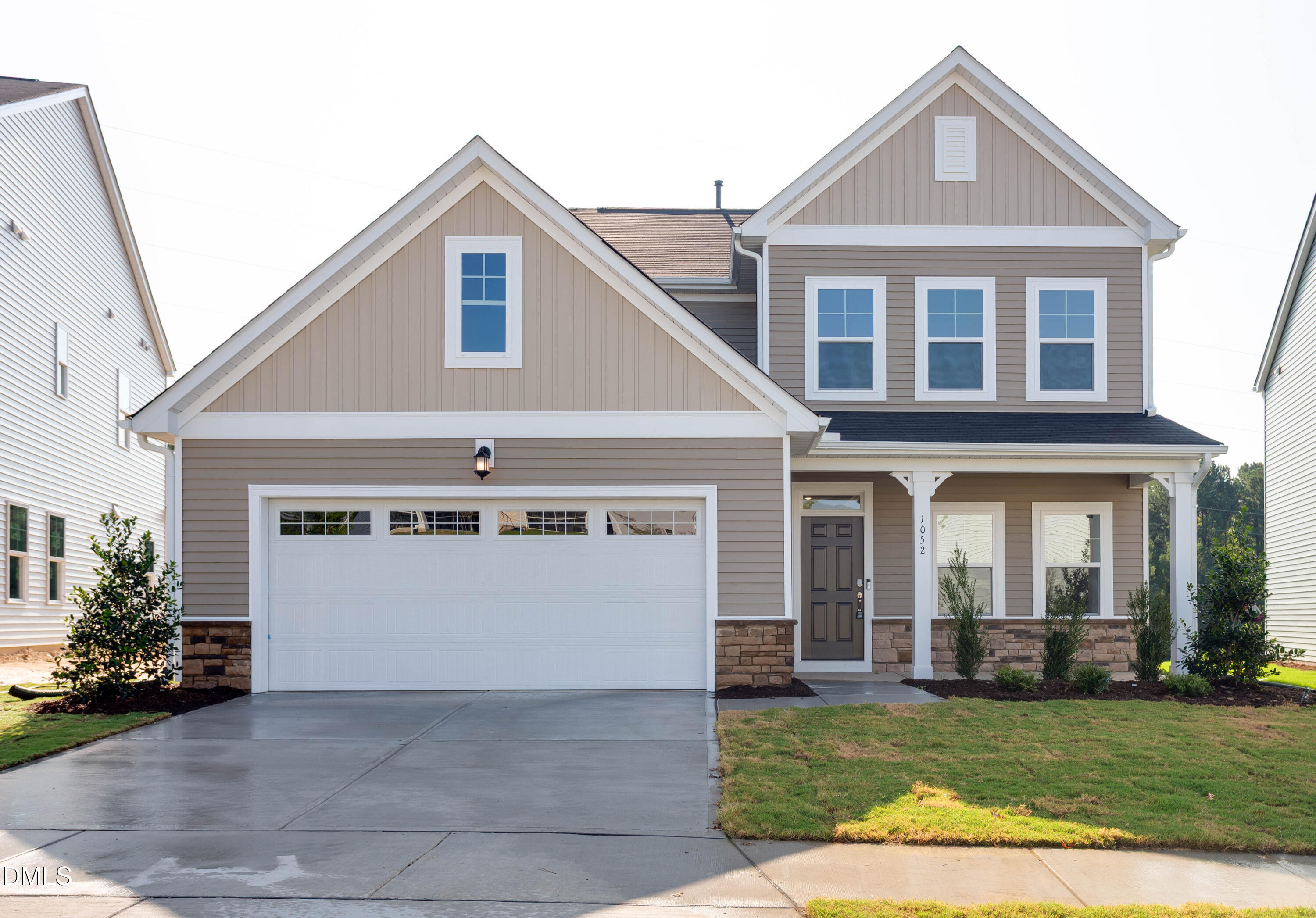 1052 Constellation Circle Property Photo 1