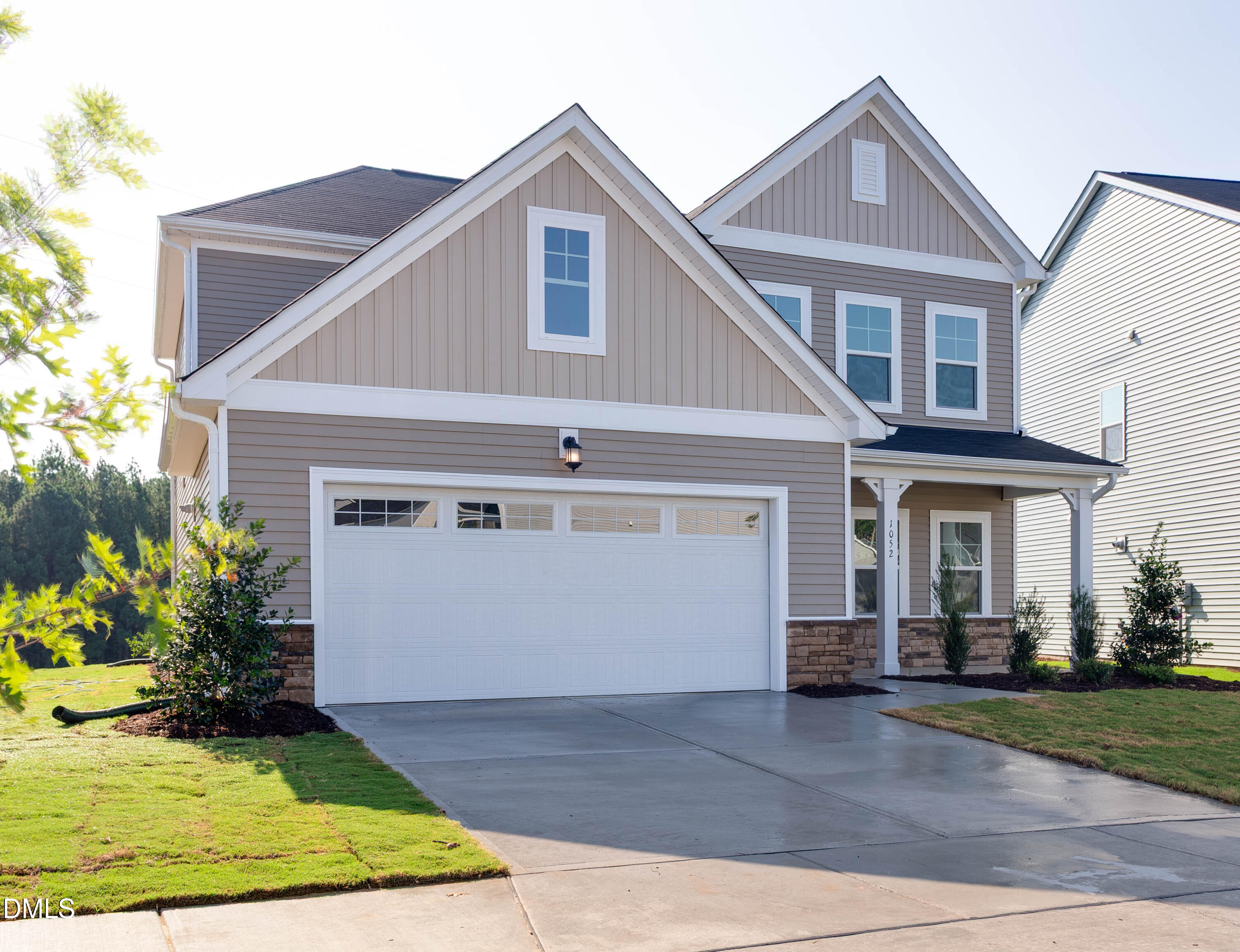 1052 Constellation Circle Property Photo 2