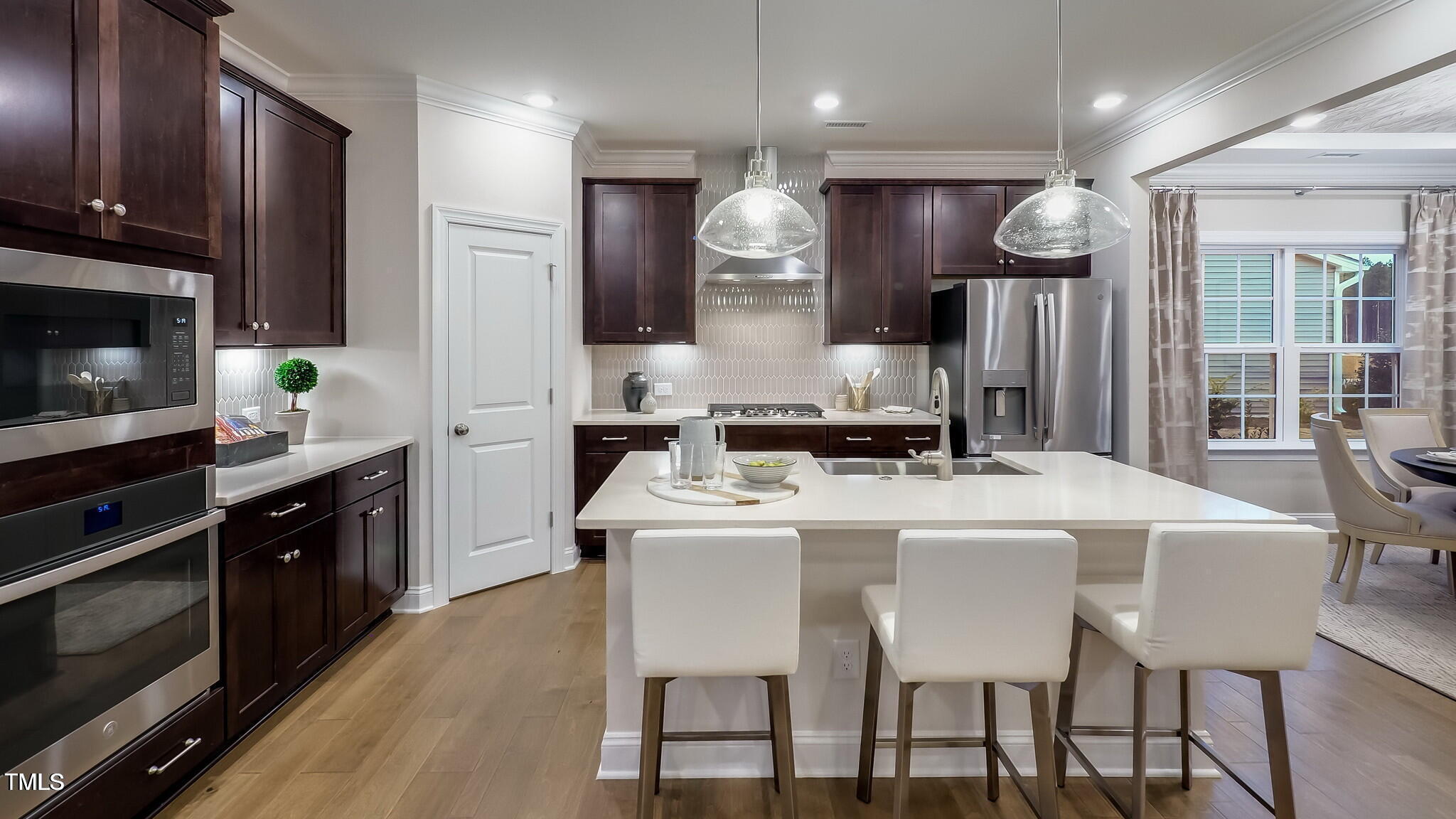 1052 Constellation Circle Property Photo 6