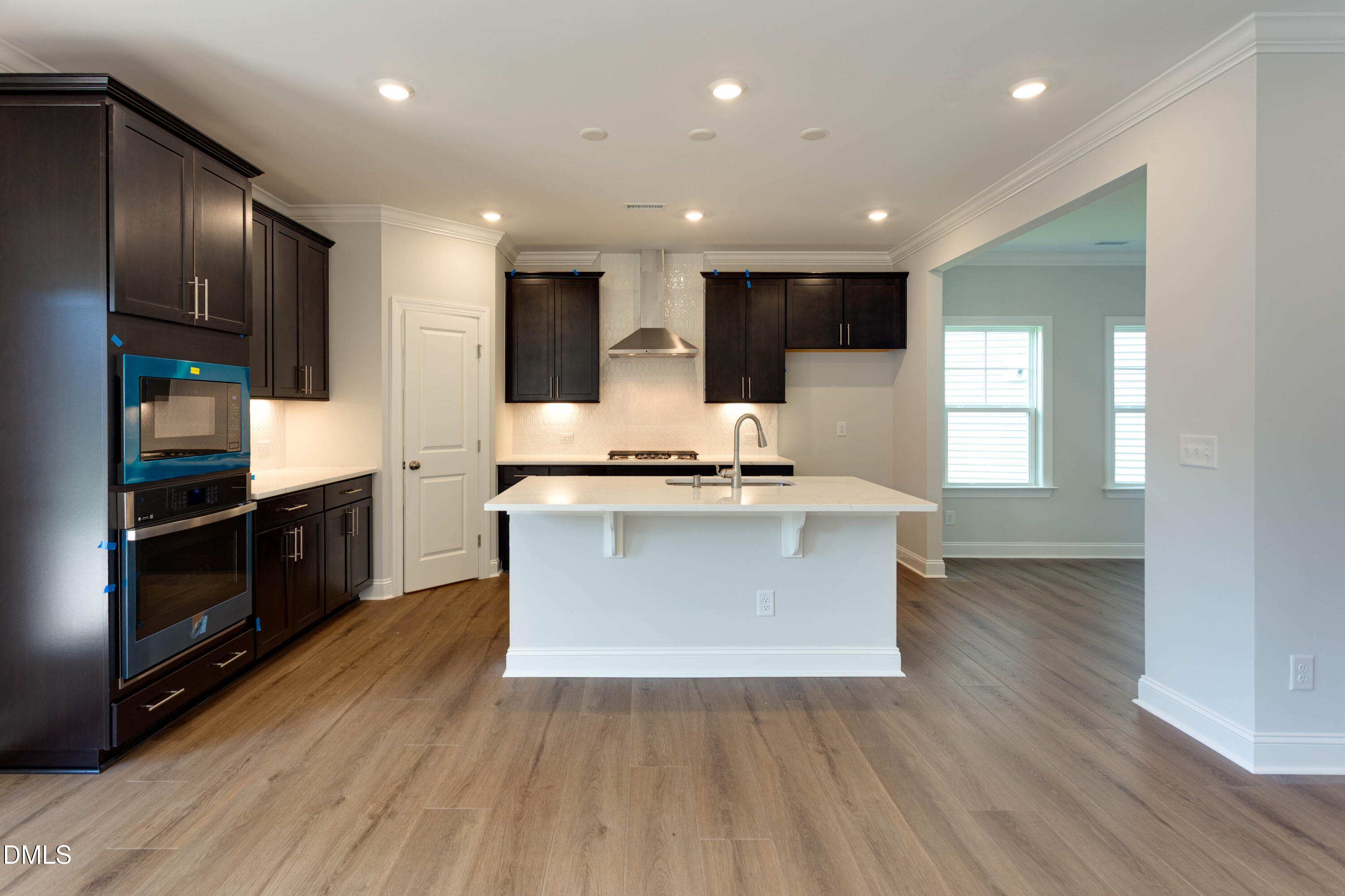 1052 Constellation Circle Property Photo 6