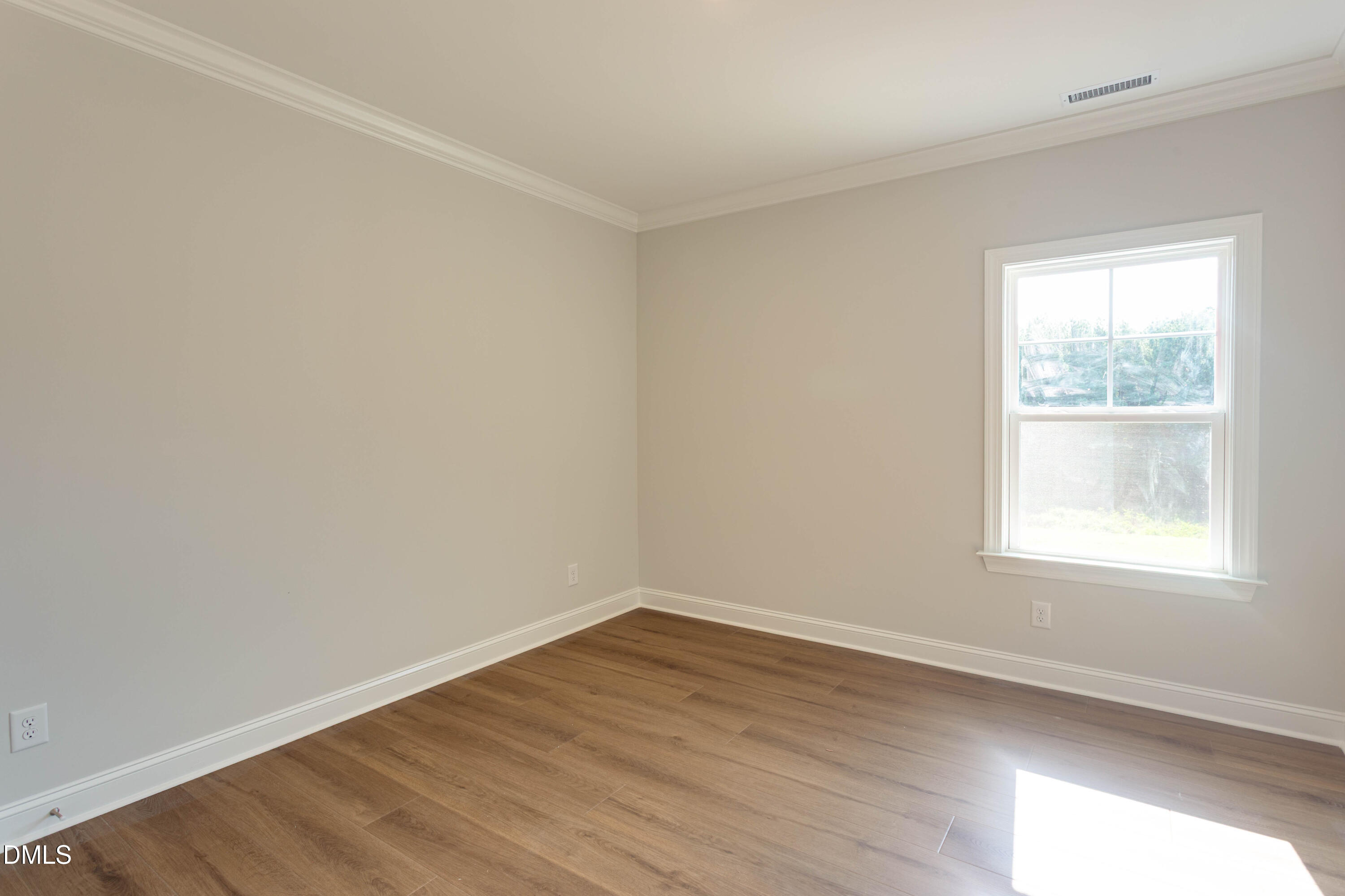 1052 Constellation Circle Property Photo 14