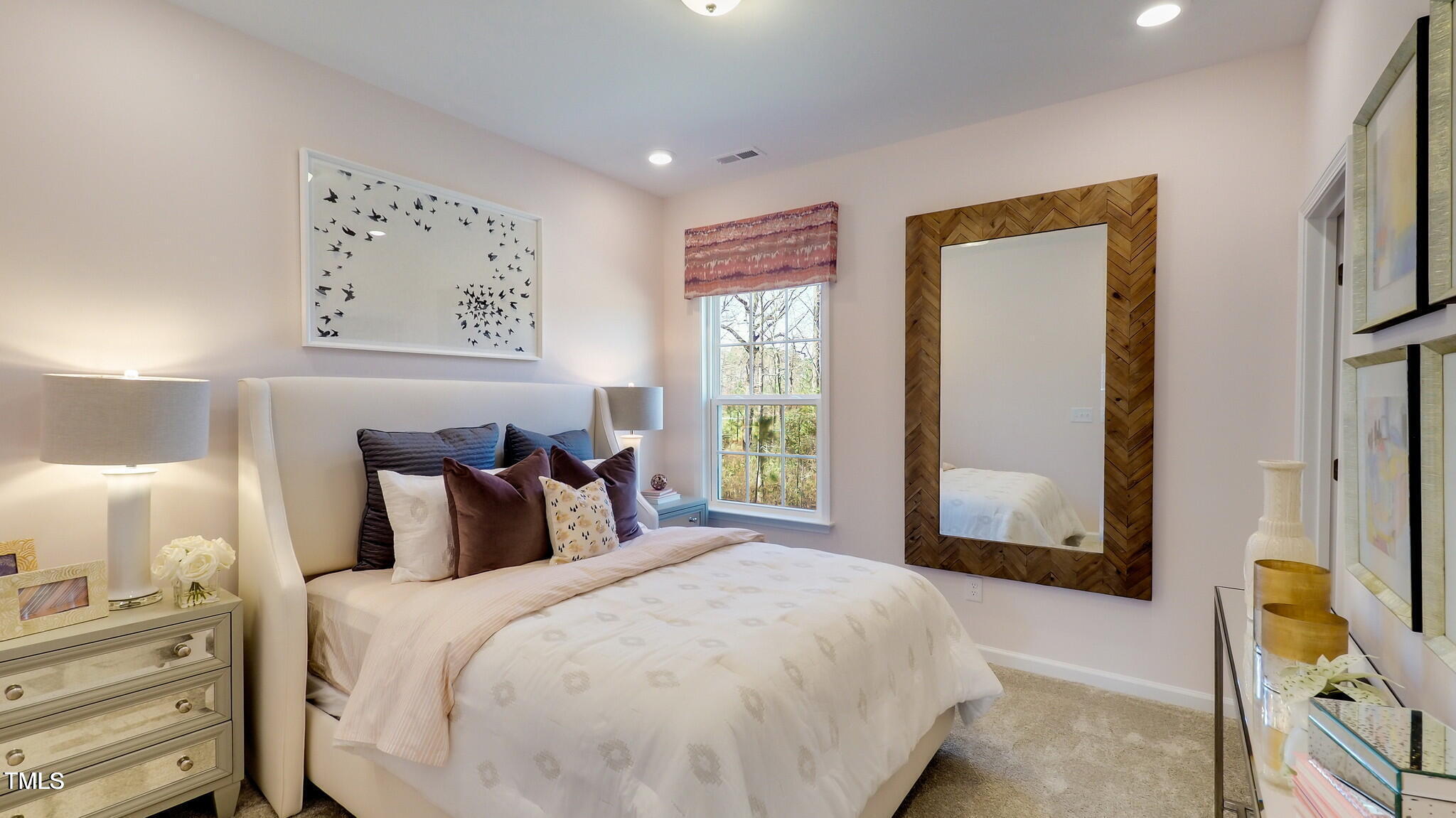 1052 Constellation Circle Property Photo 18
