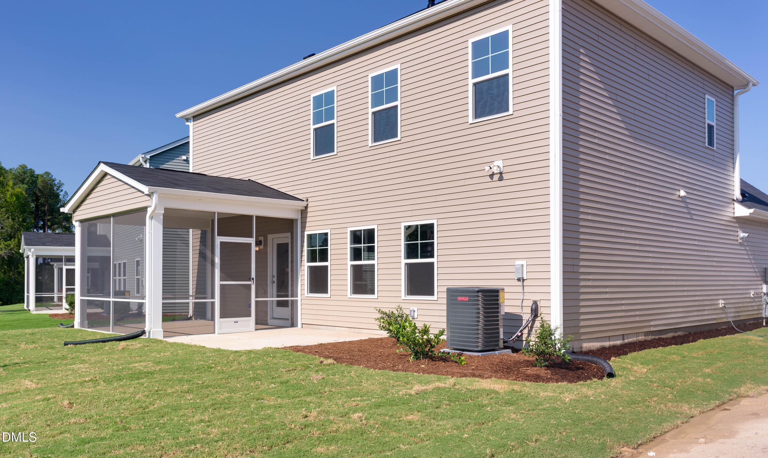 1052 Constellation Circle Property Photo 18