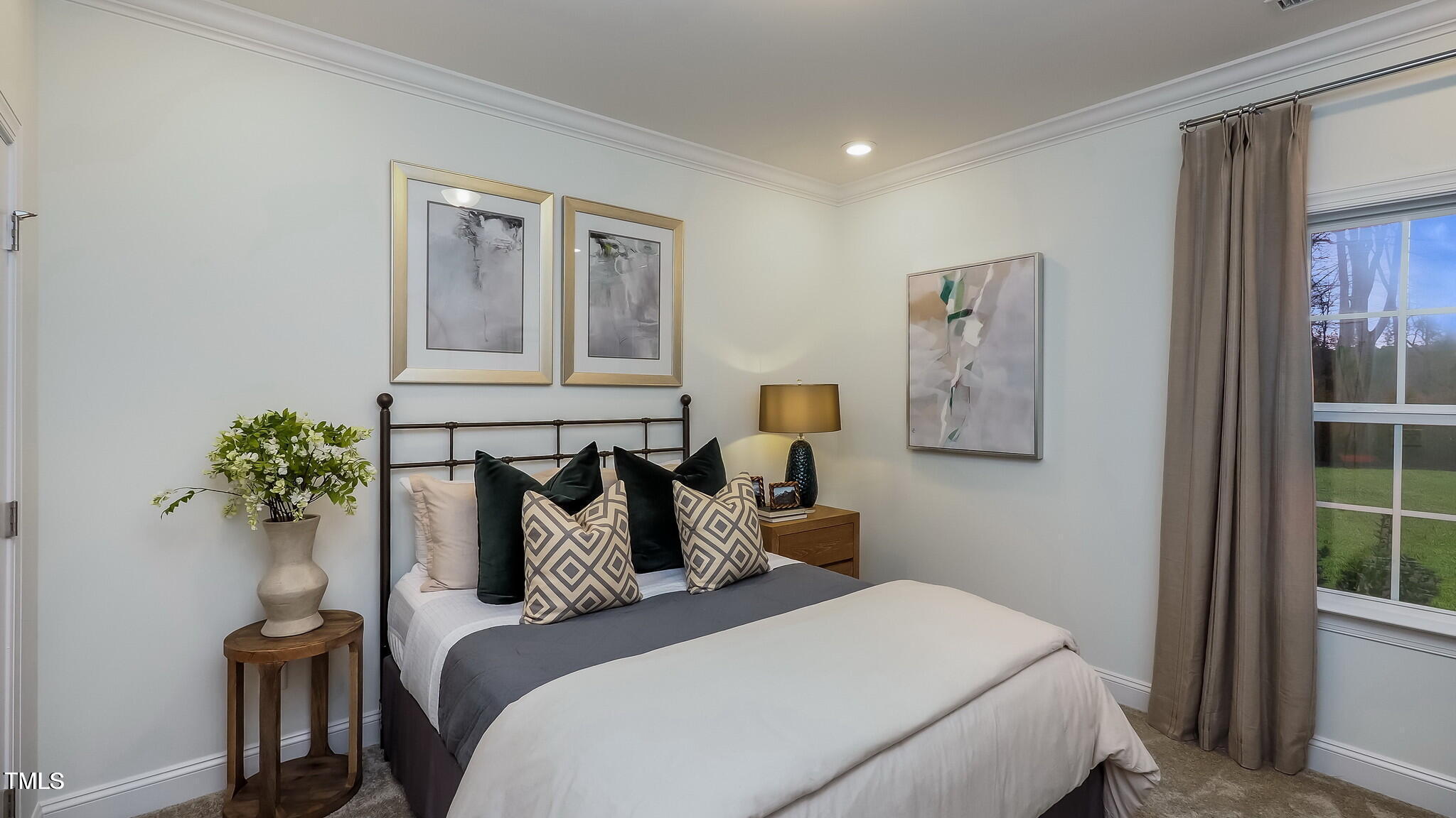 1052 Constellation Circle Property Photo 20