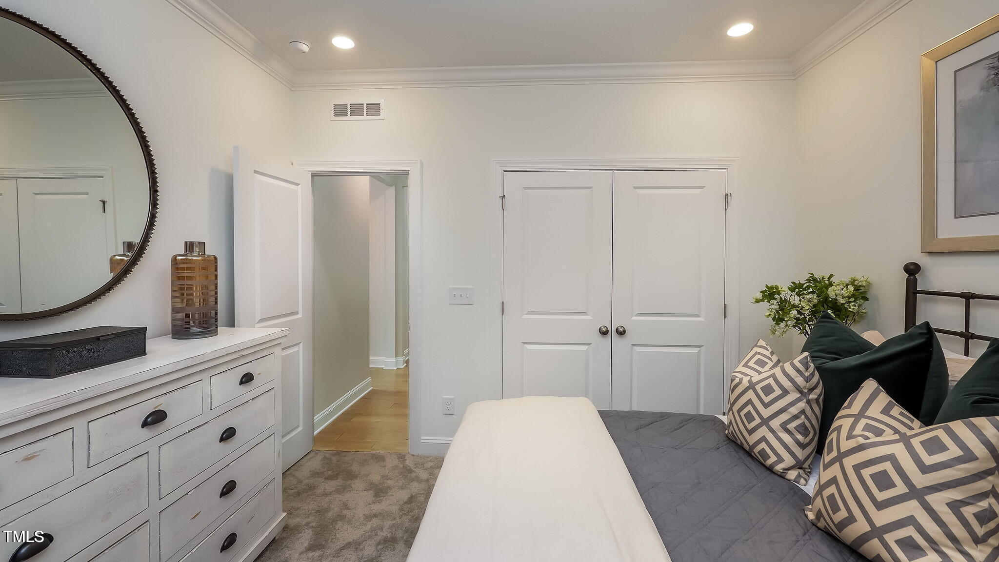 1052 Constellation Circle Property Photo 21