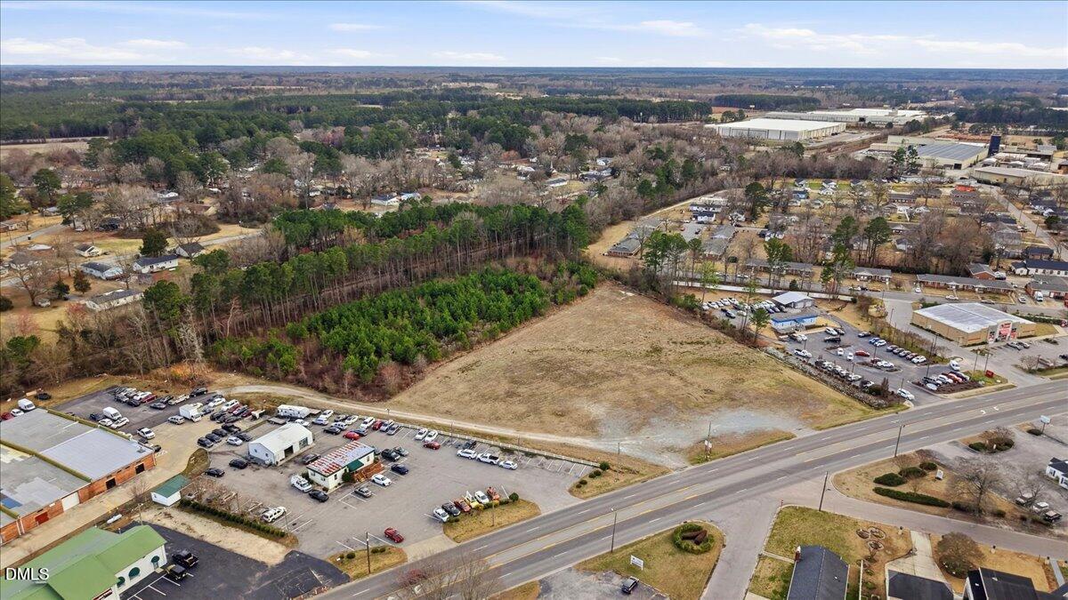 611 S Brightleaf Boulevard Property Photo 6