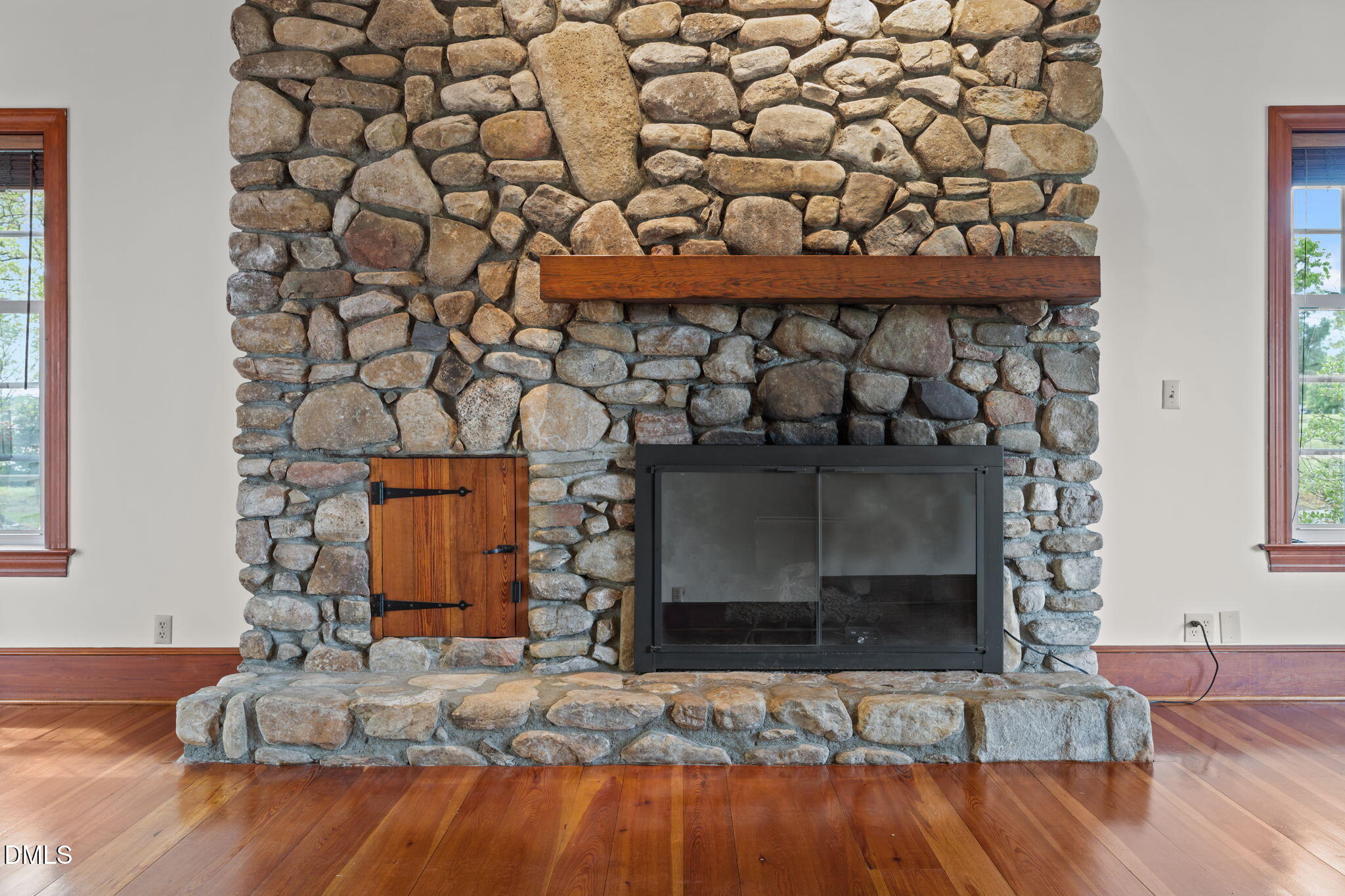 1094 Guy Road Property Photo 14