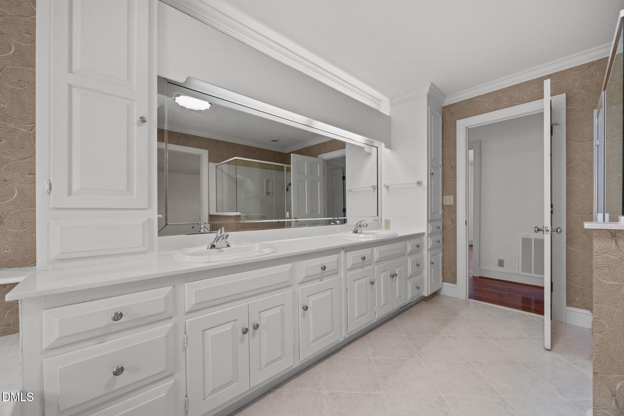 1094 Guy Road Property Photo 41