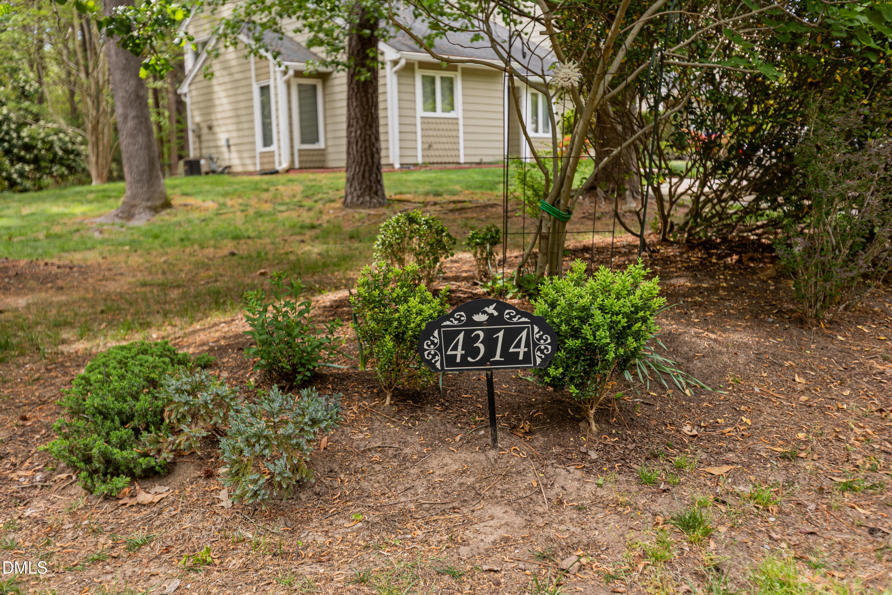 4314 Pin Oak Drive Property Photo 2