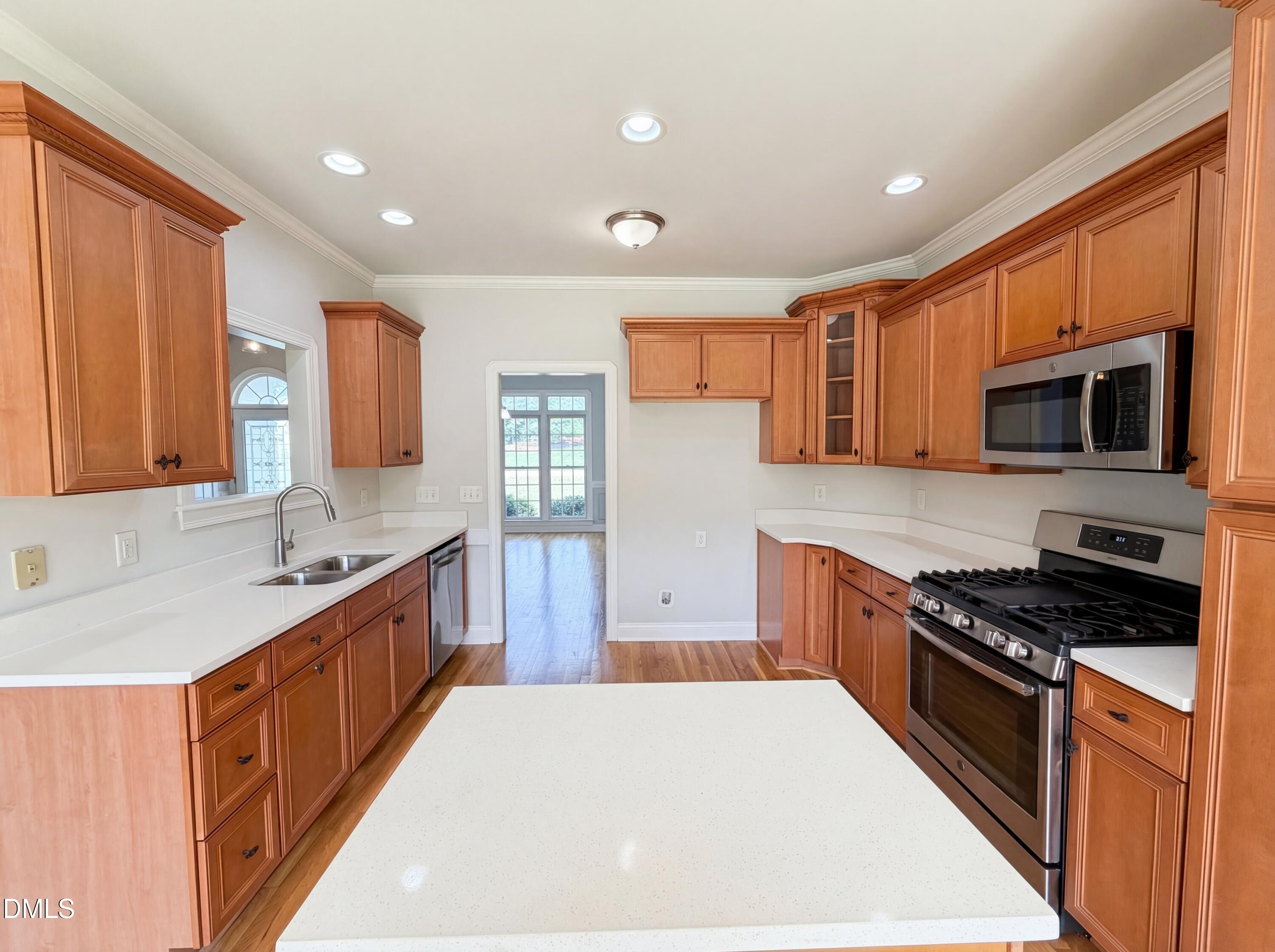 90 Scotts Pine Circle Property Photo 2