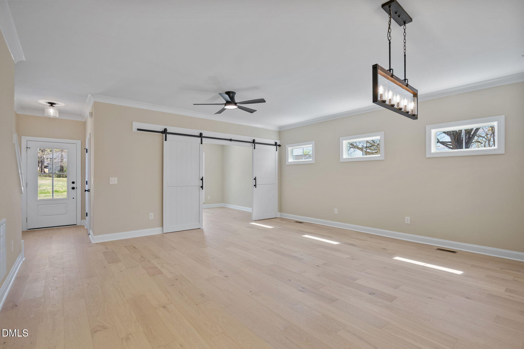 412/408 Sparella Street Property Photo 7