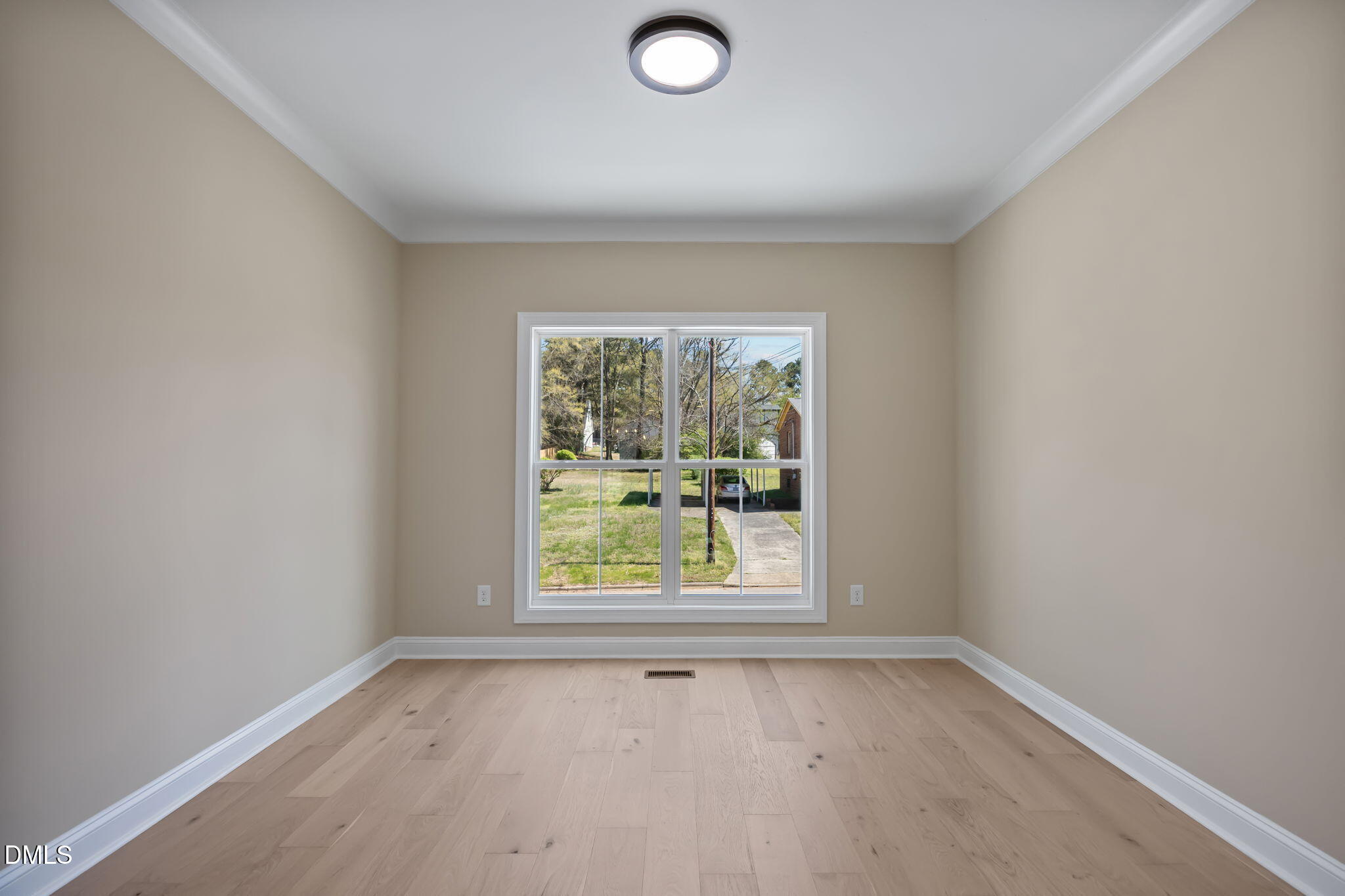 412/408 Sparella Street Property Photo 8
