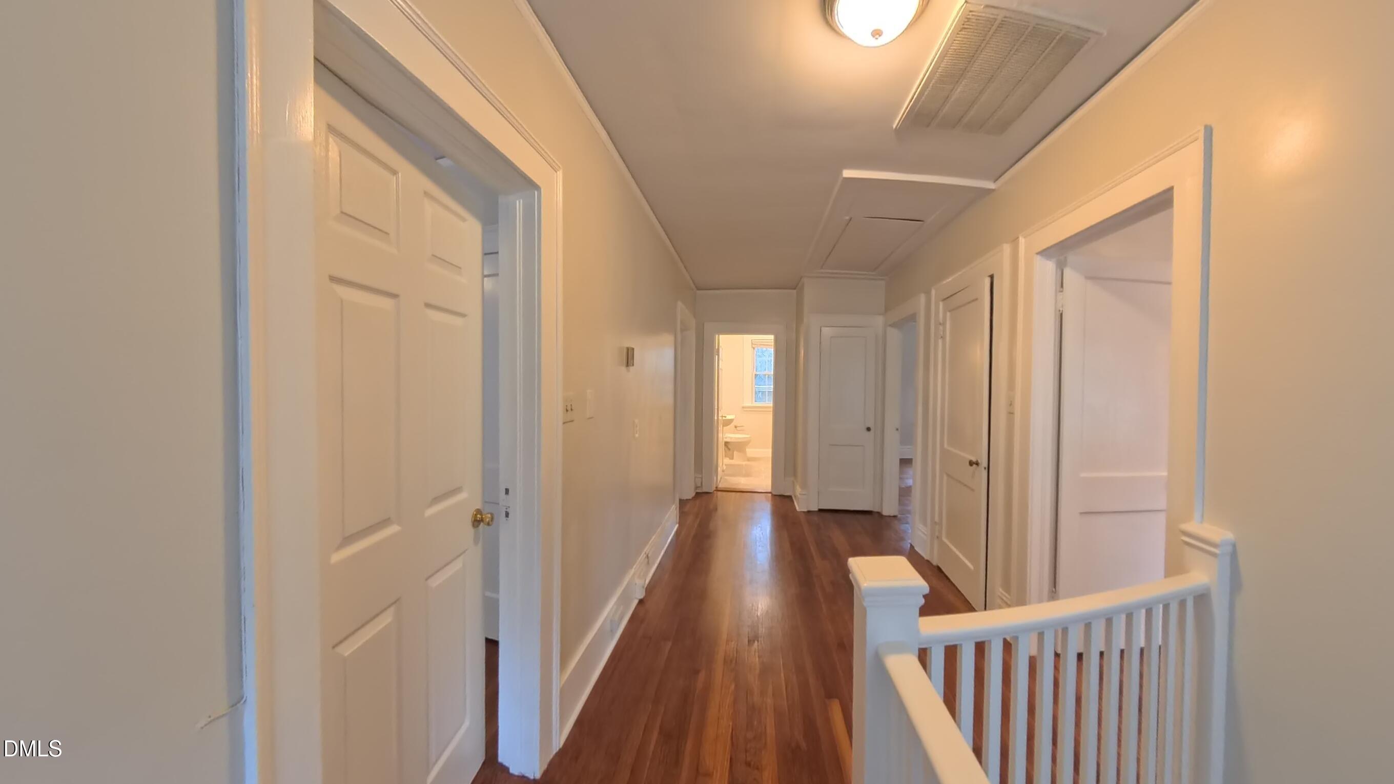 913 Dacian Avenue Property Photo 25