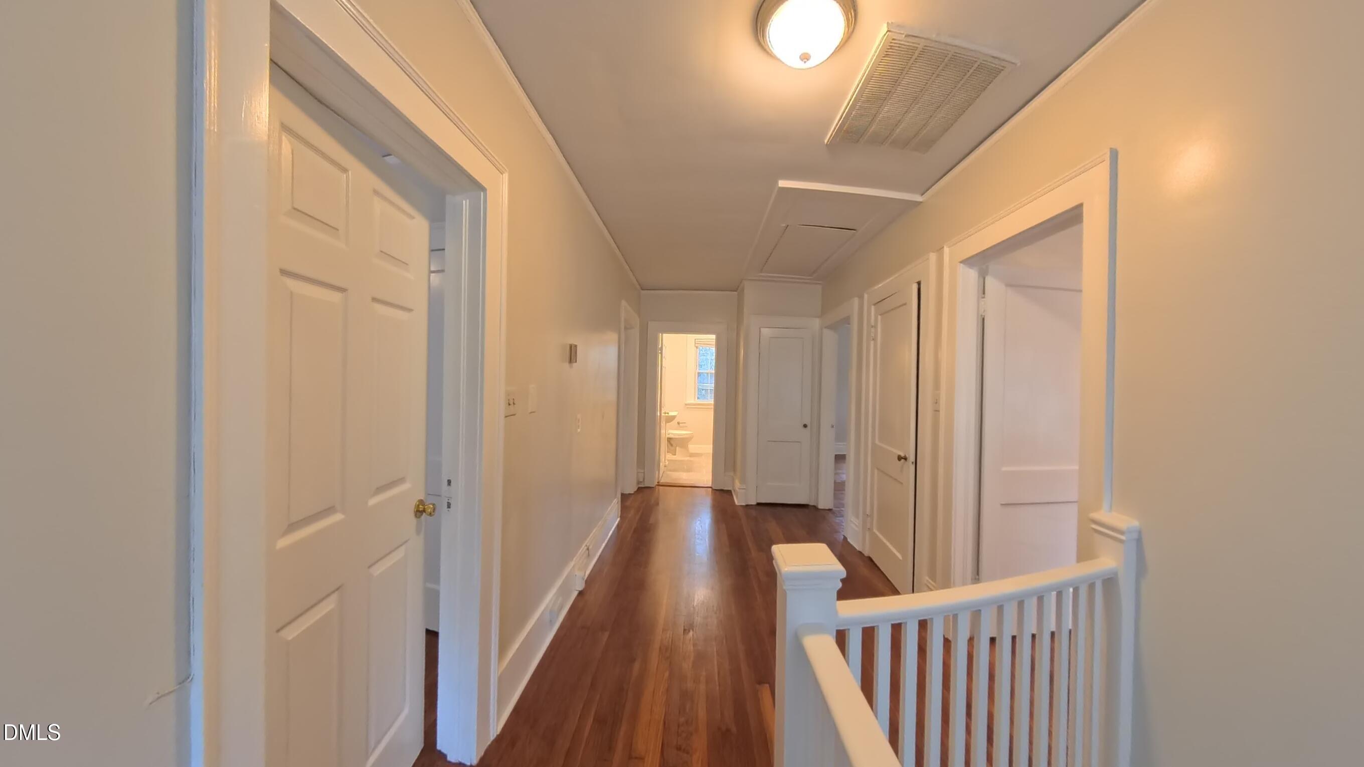 913 Dacian Avenue Property Photo 26