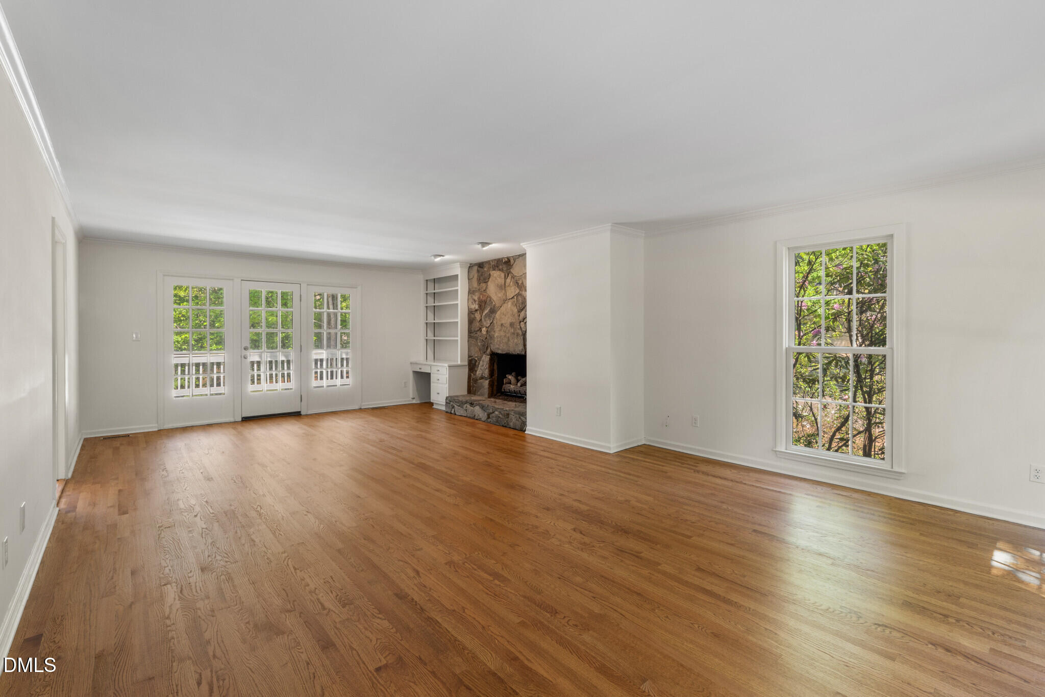 4413 Densmore Place Property Photo 4