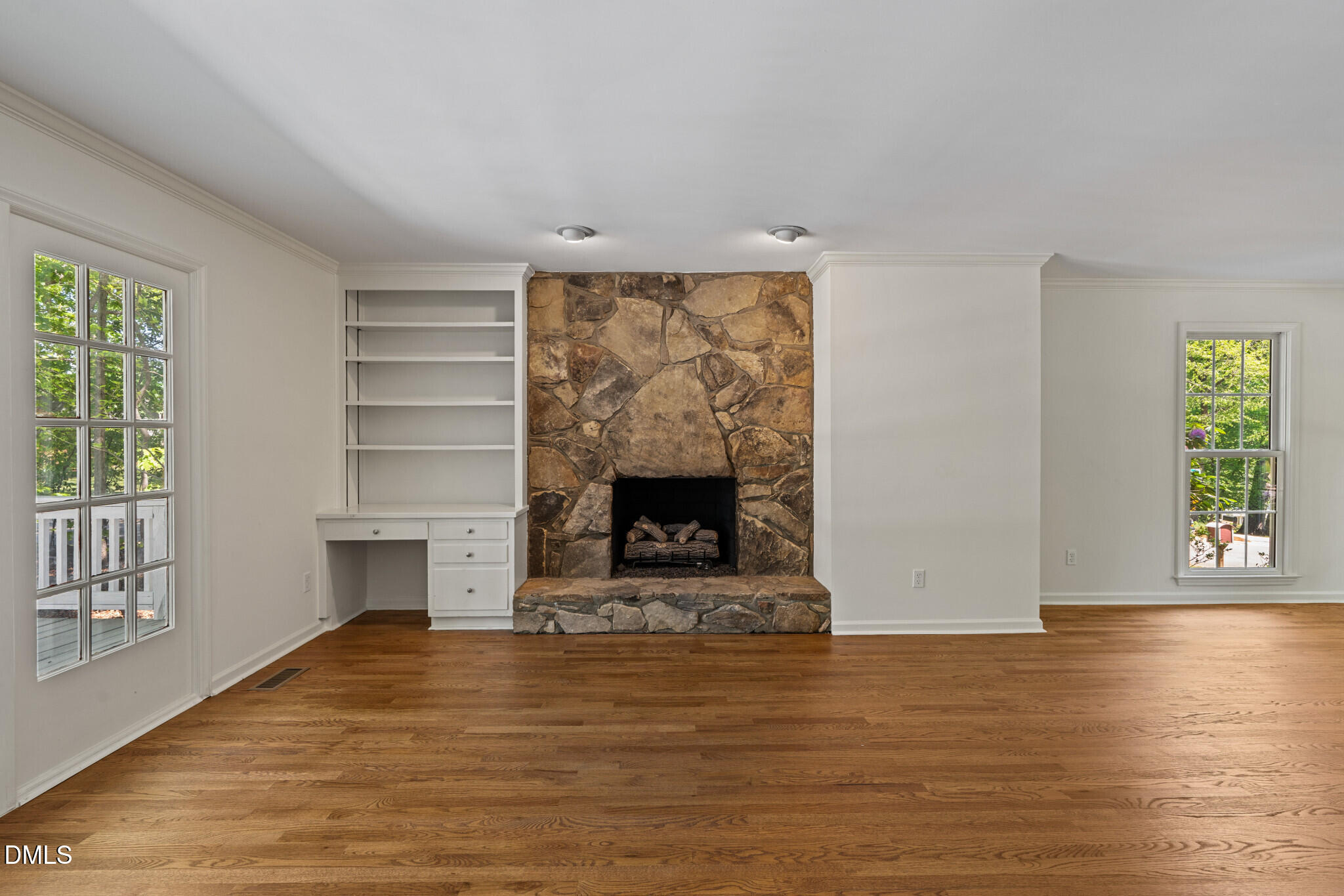4413 Densmore Place Property Photo 5