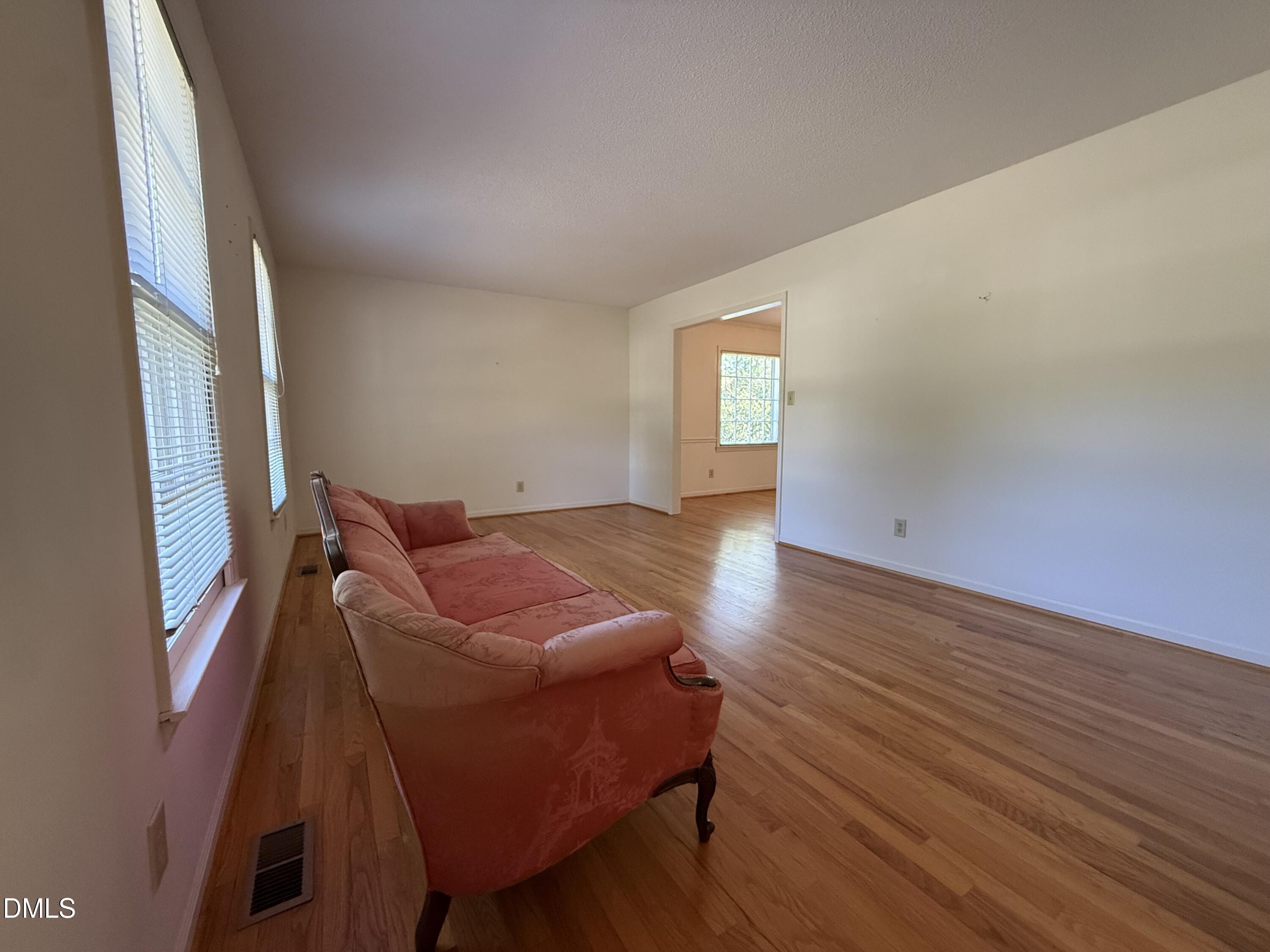 907 Chestnut Drive Property Photo 13