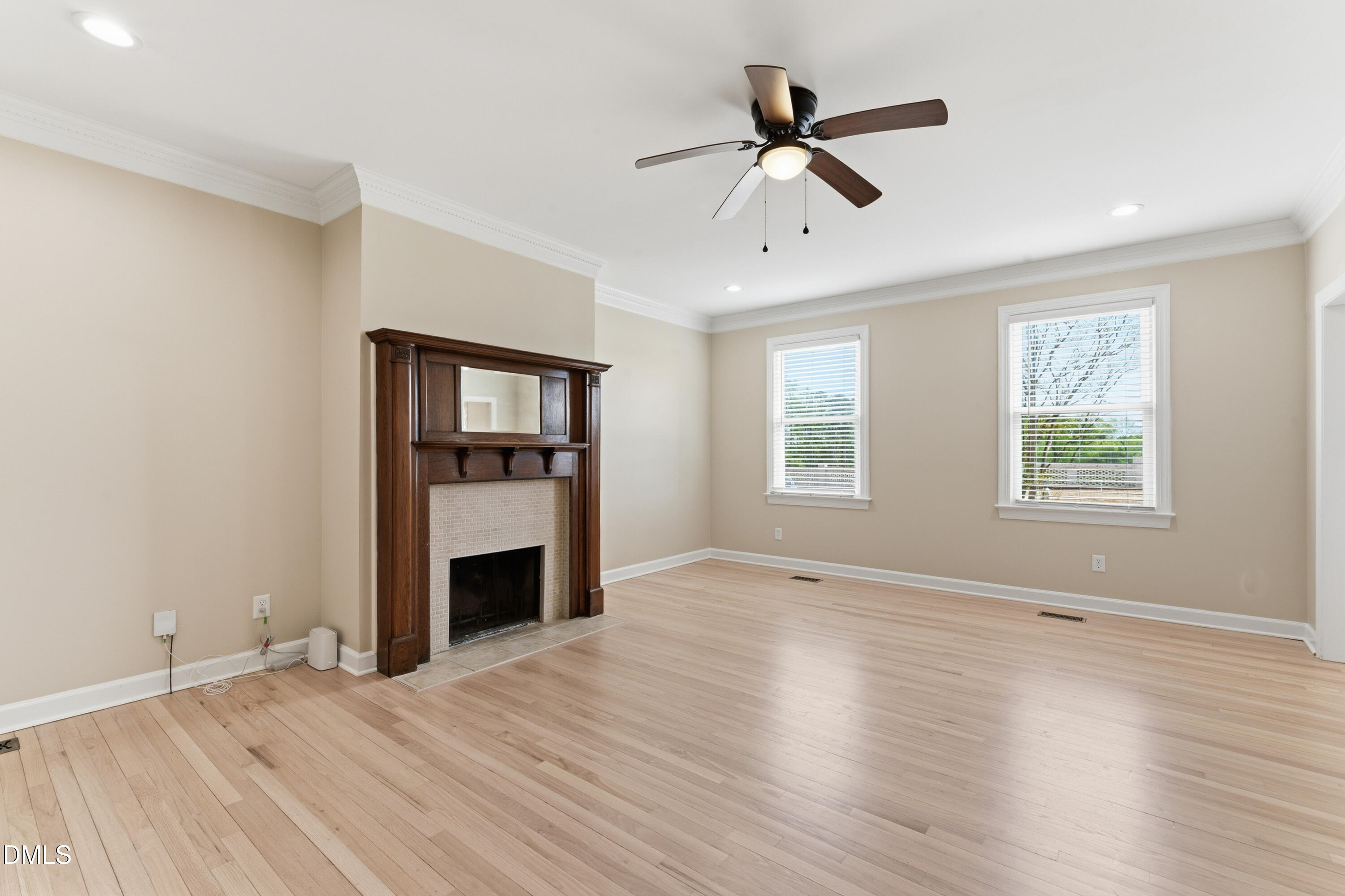 3822 Hope Valley Road Property Photo 5