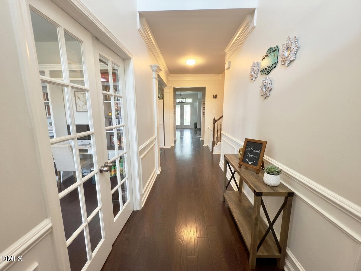2511 Kestrel Heights Court Property Photo 2