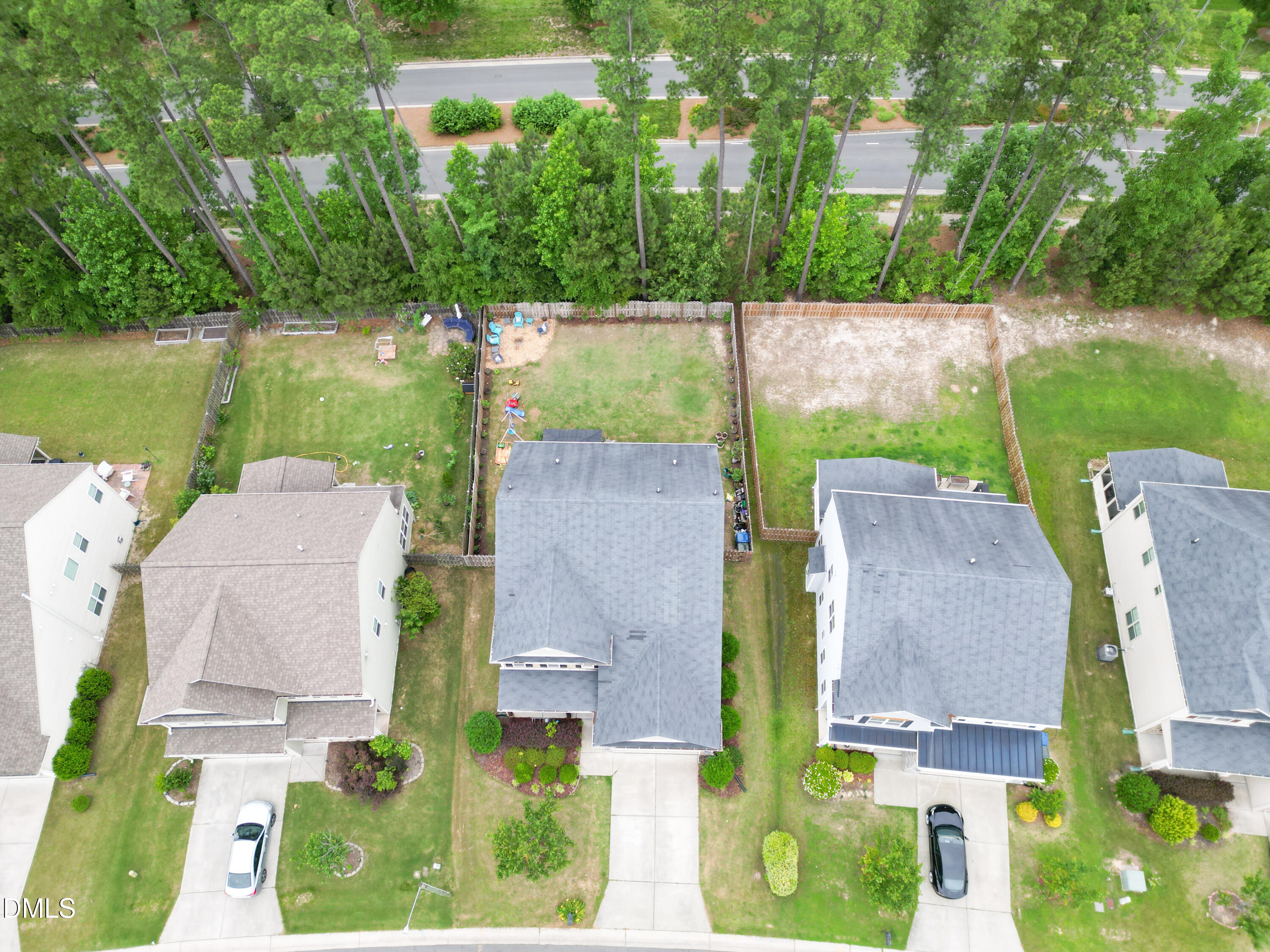 2511 Kestrel Heights Court Property Photo 17