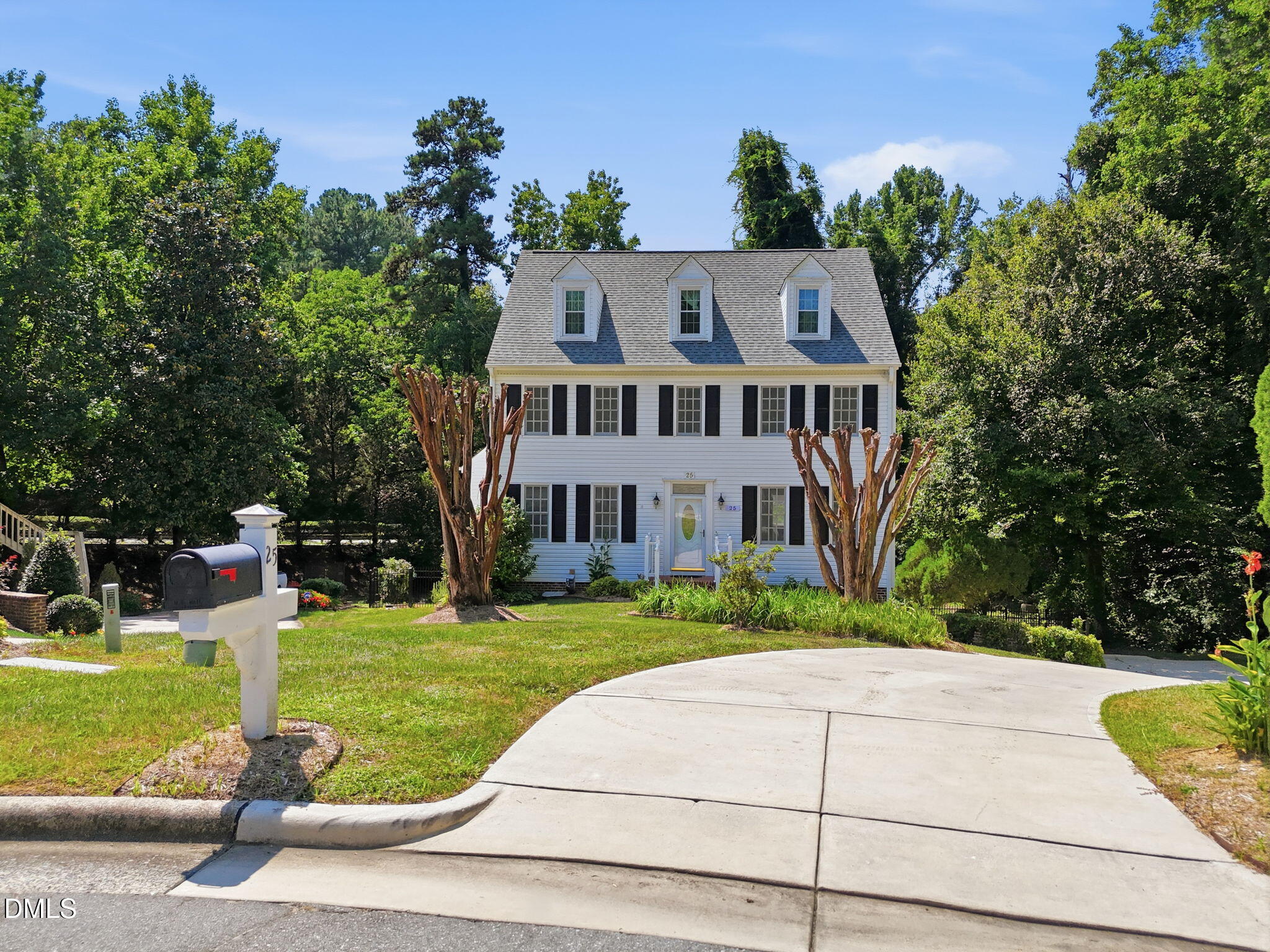 25 Saint Andrews Court Property Photo 1