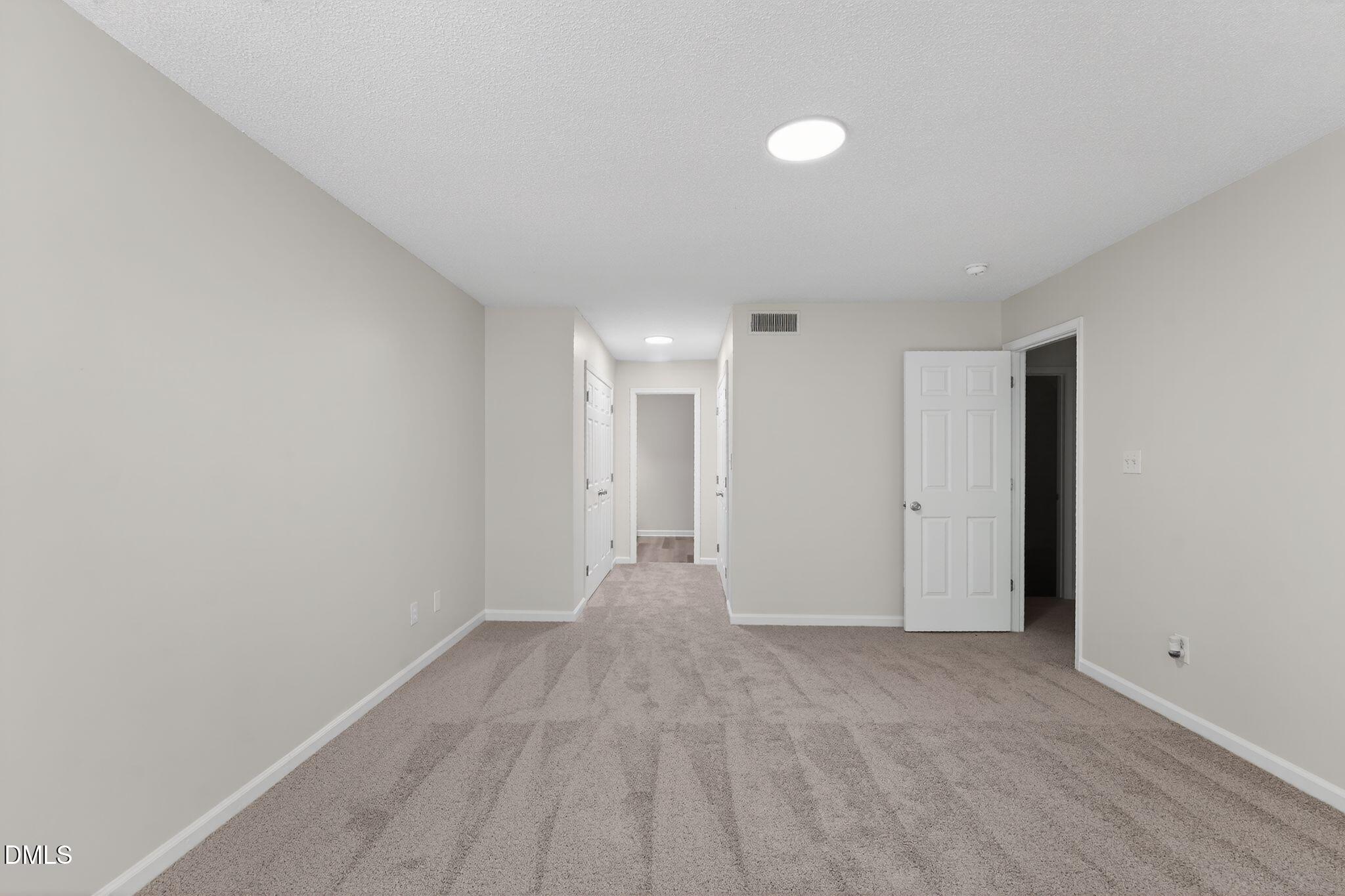 3515 Willowtree Lane Property Photo 2
